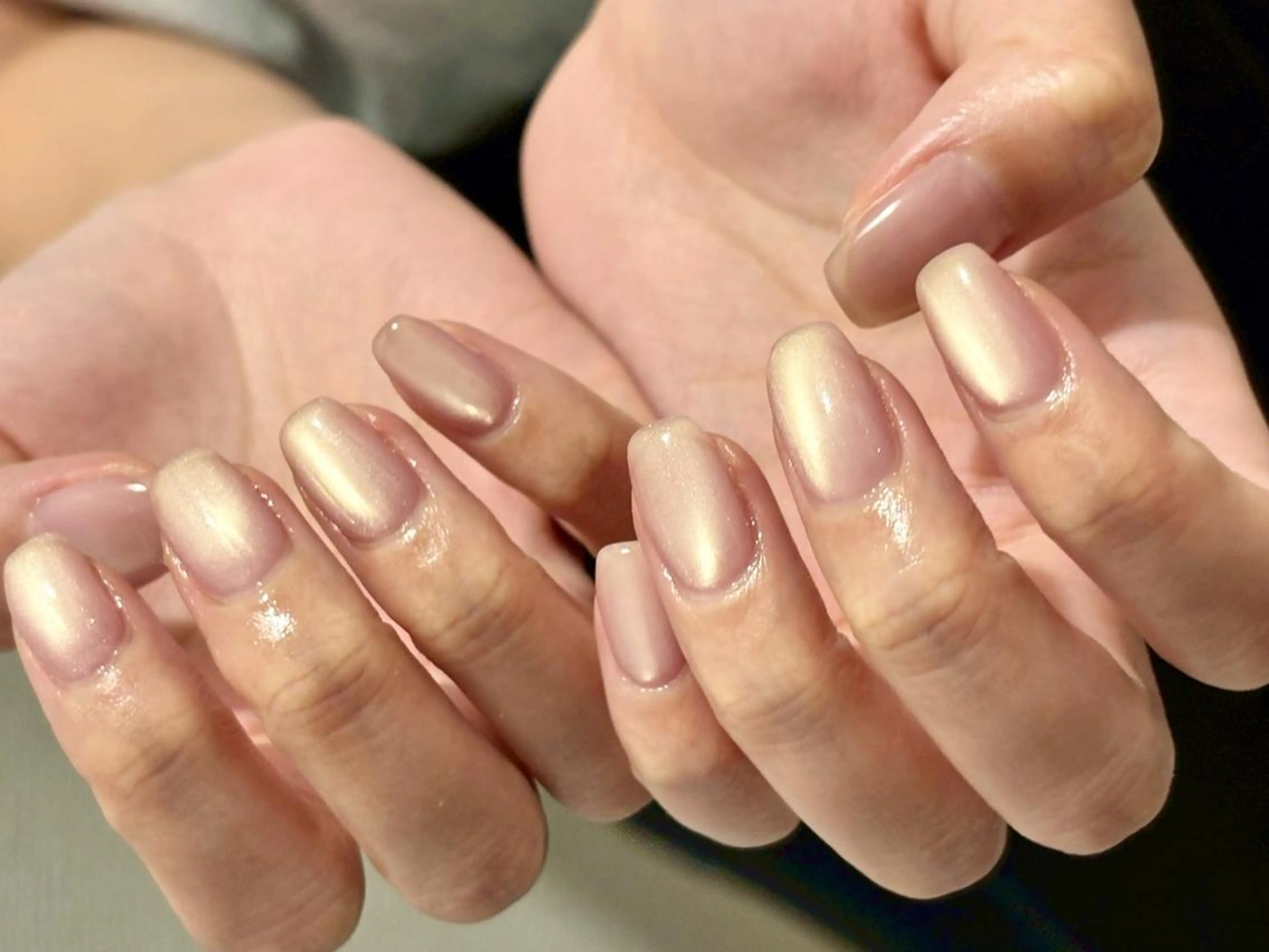 ネイル マグネットネイル Allma Nailのネイルデザイン