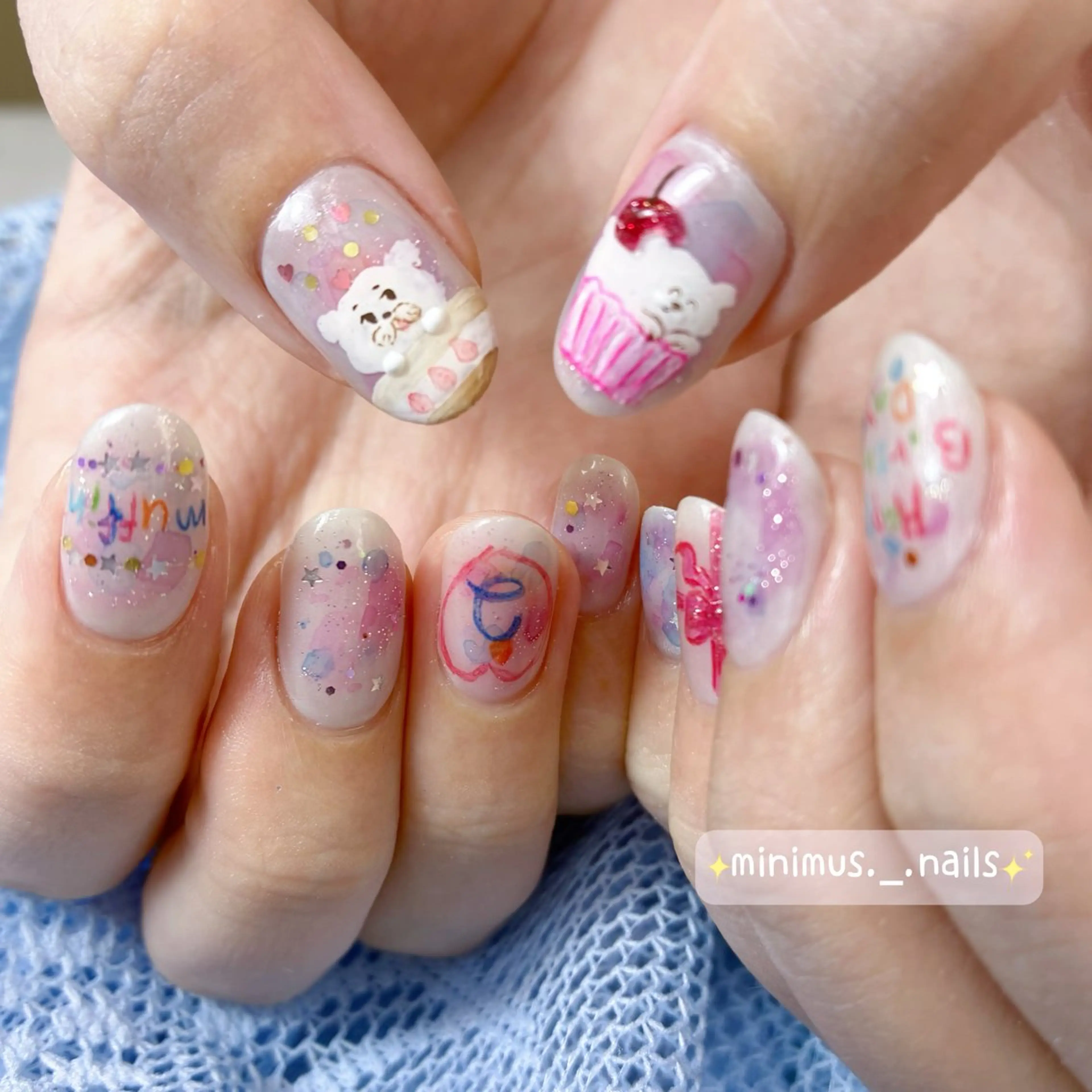 ネイル ハンドネイル フットネイル minimus._.nails(votre salon)所属・Kyu Yui(🇹🇼)のネイルデザイン