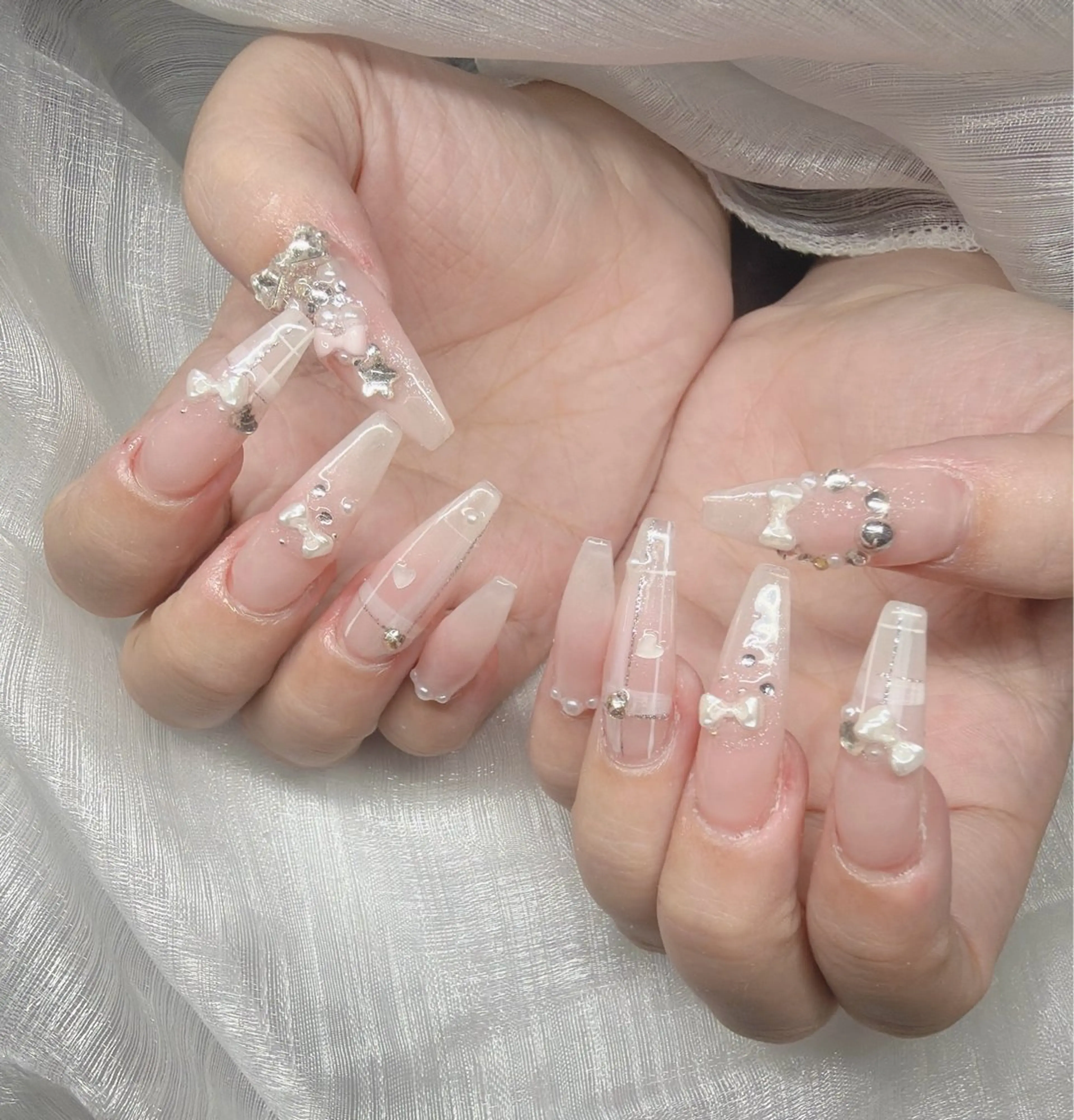 ネイル ハンドネイル Lee Nailsのネイルデザイン