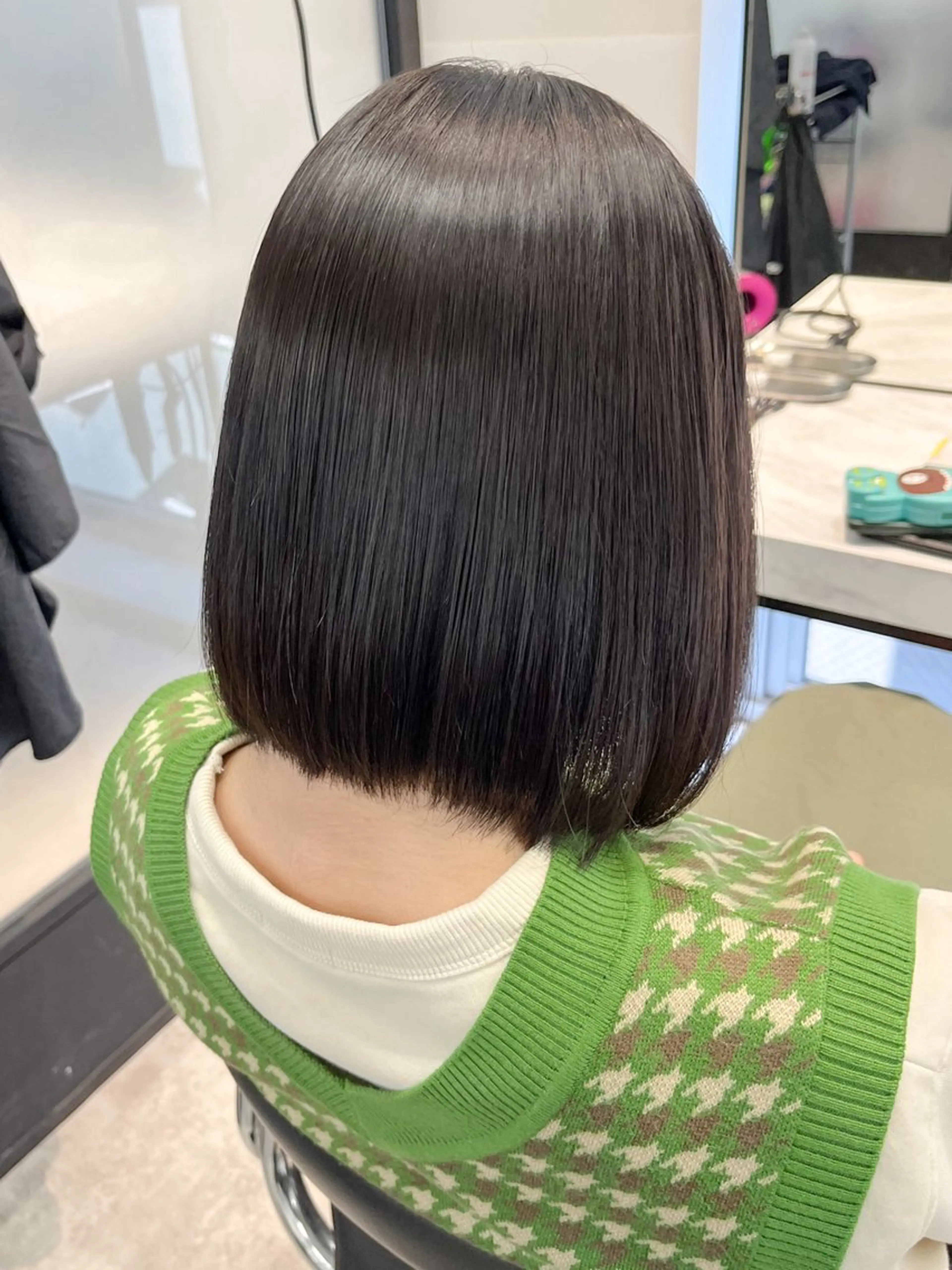 ショート パーマ ボブ 縮毛矯正 縮毛矯正 salowin 渋谷　joule所属・美髪矯正 韓国レイヤーのヘアスタイル