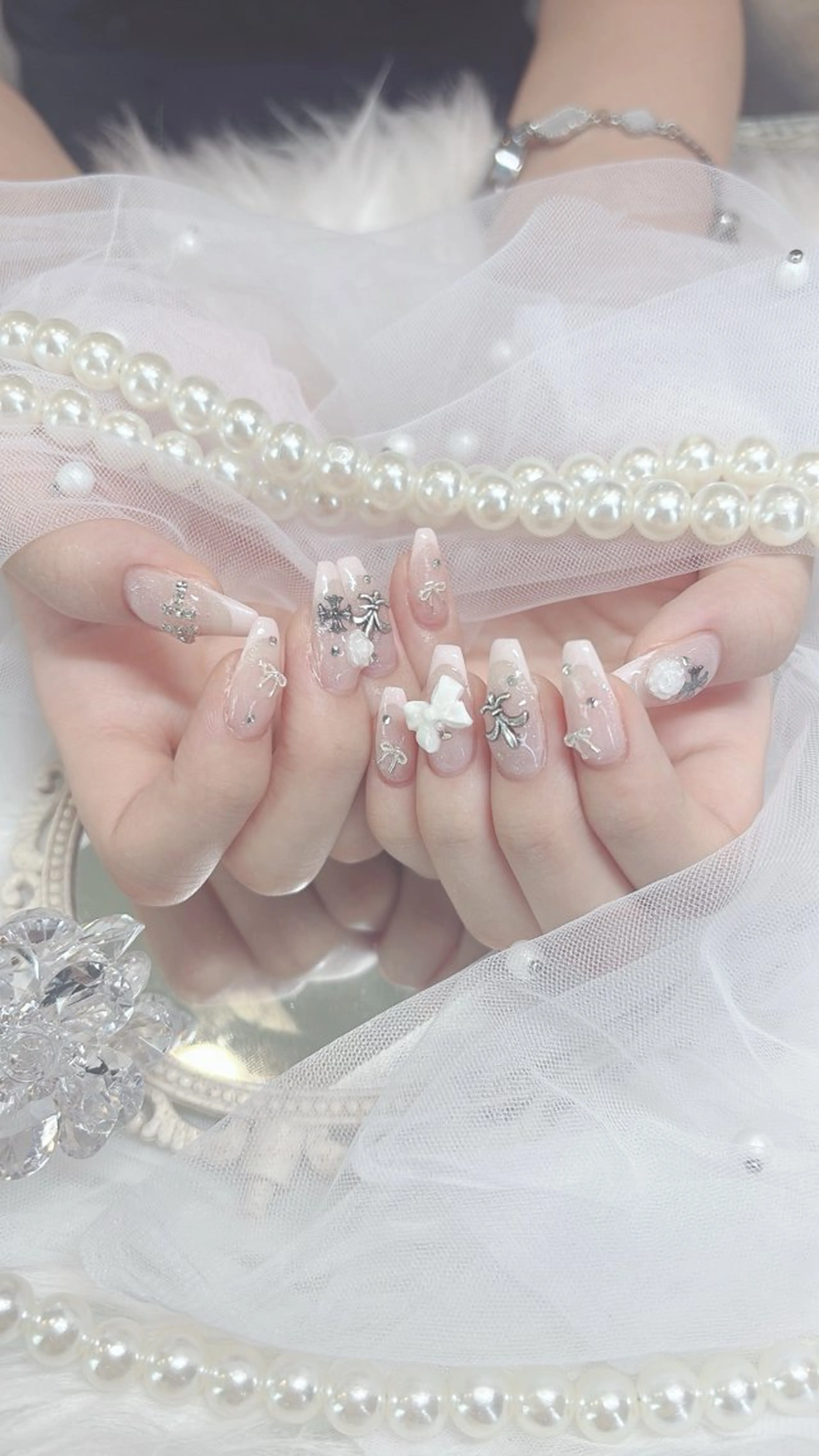 ネイル リボン ハンドネイル aba nail ♡ akuaのネイルデザイン