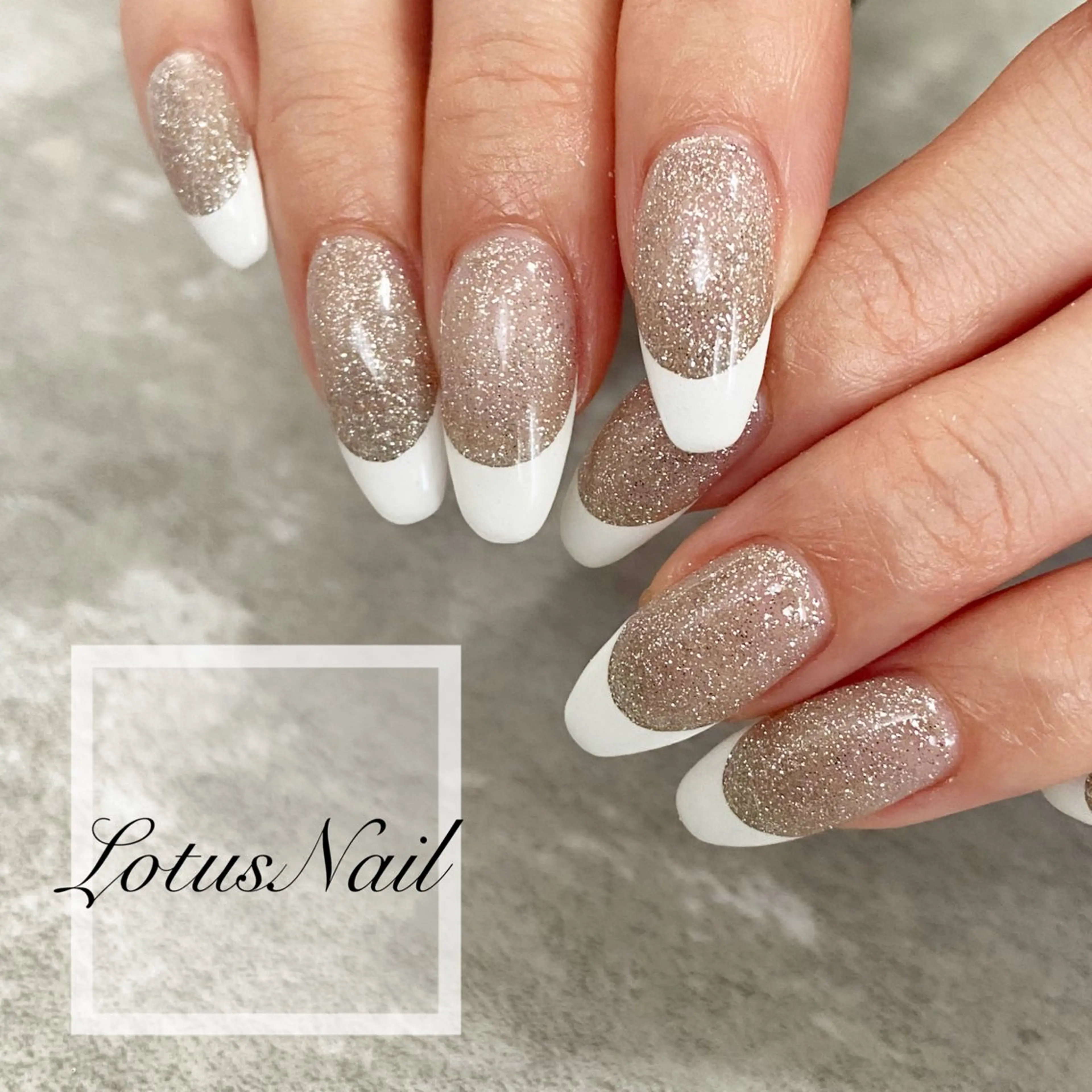 ネイル フラッシュネイル フレンチネイル ハンドネイル Lotus Nailのネイルデザイン