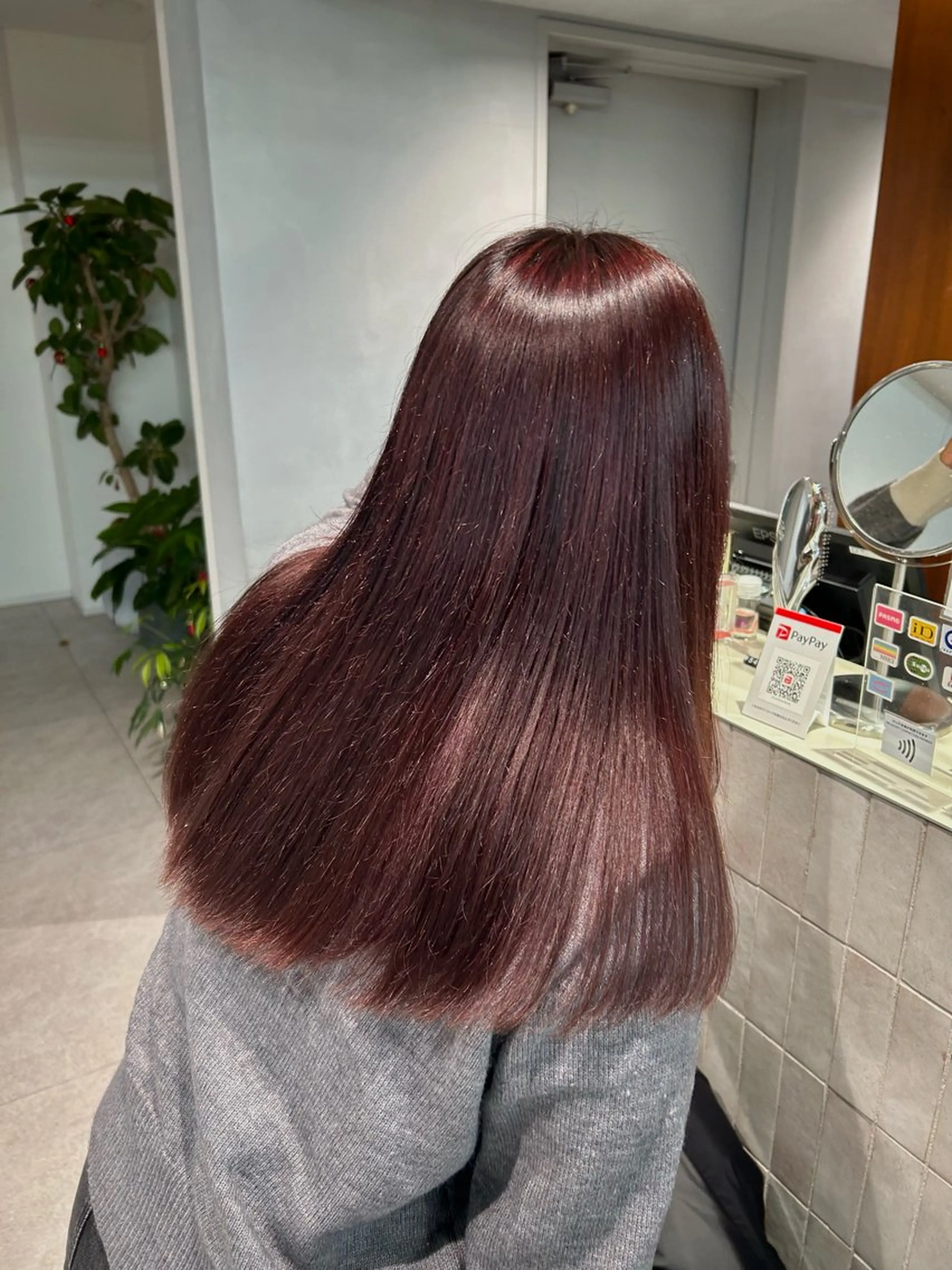 ロング ヘアカラー FILMS haru 暖色カラーのヘアスタイル