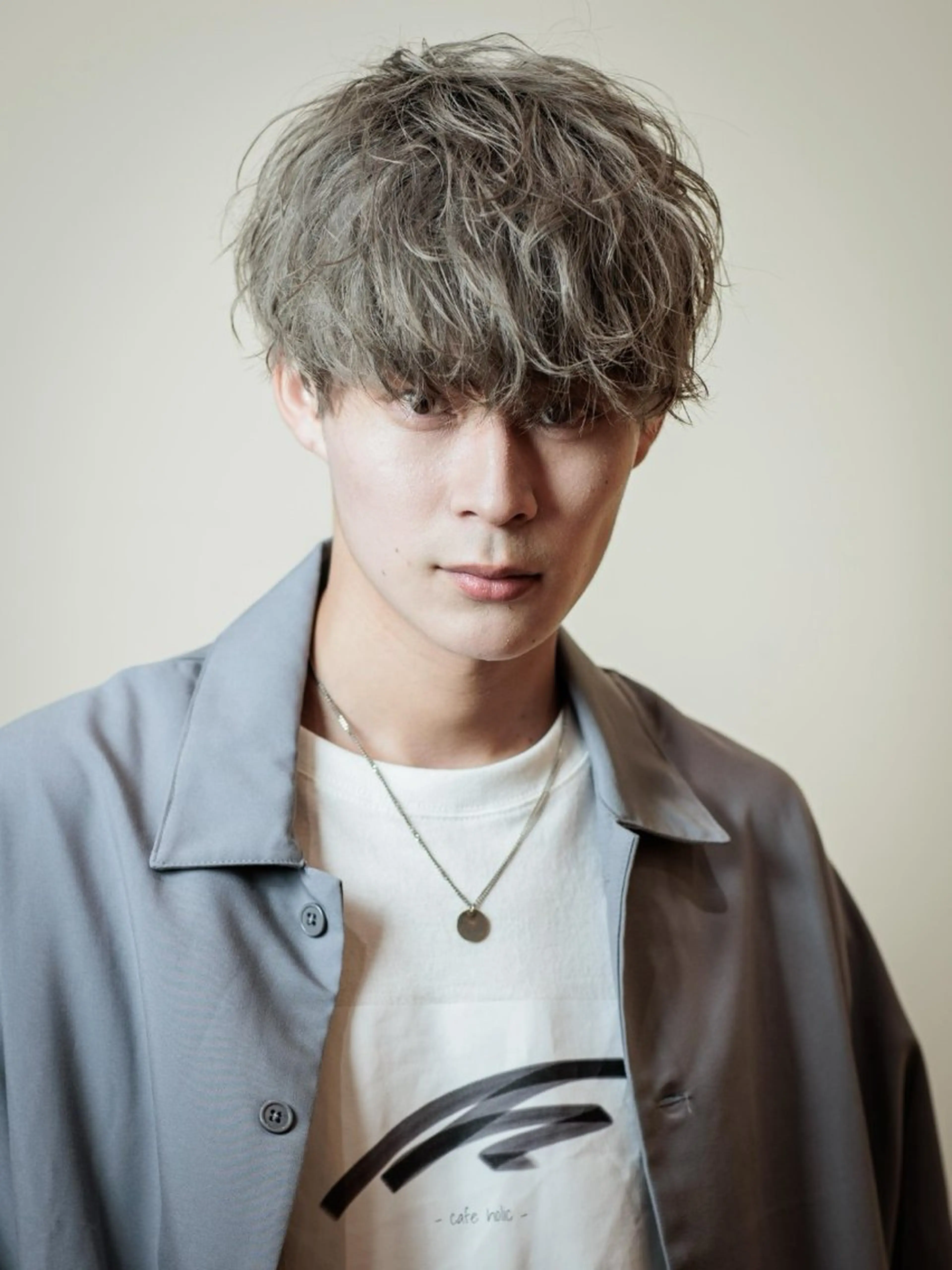 ショート カラー メンズ TAYA 心斎橋所属・山本 聖真のヘアスタイル