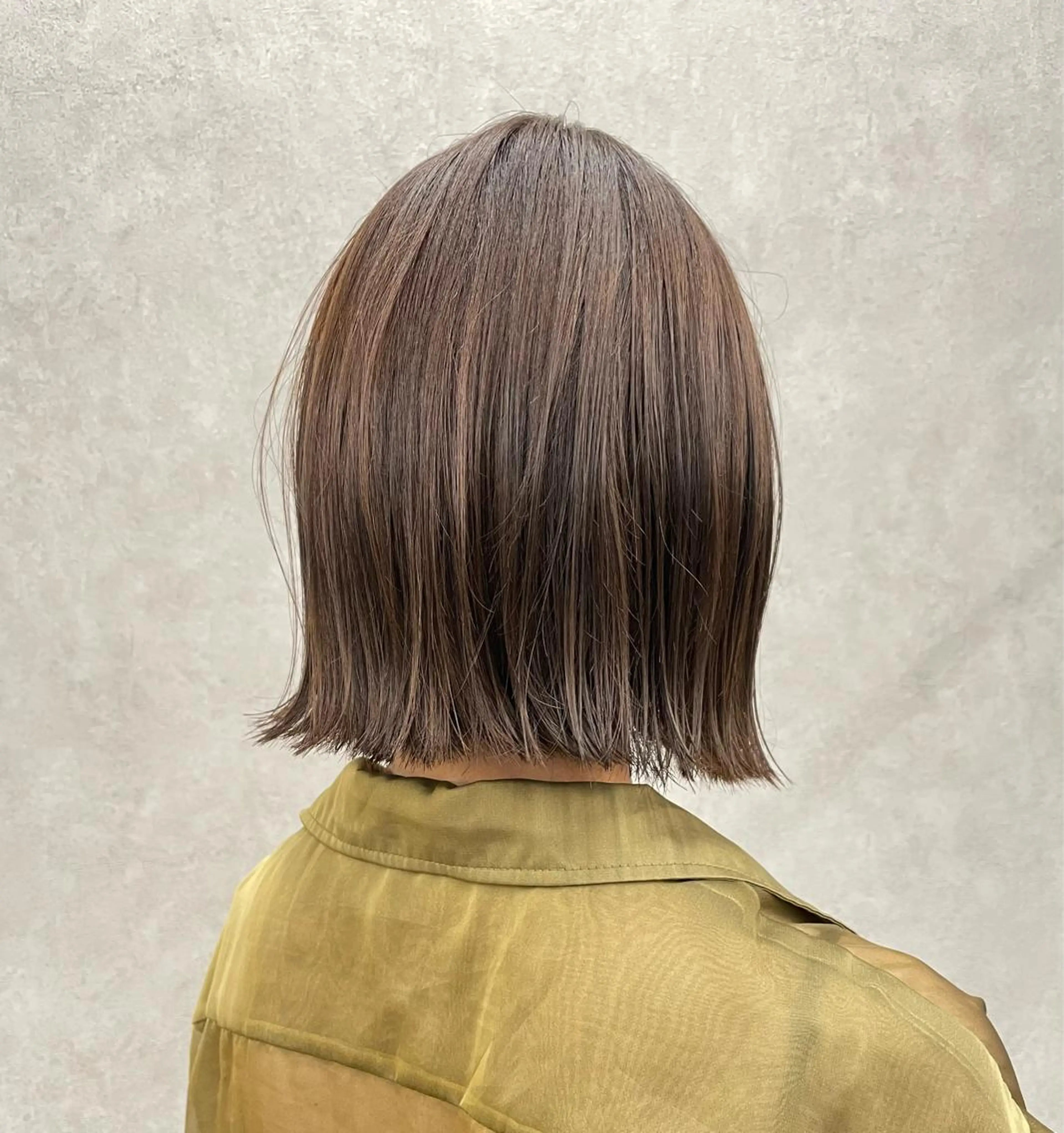 ショート カラー ベージュカラー いなみね はるきのヘアスタイル