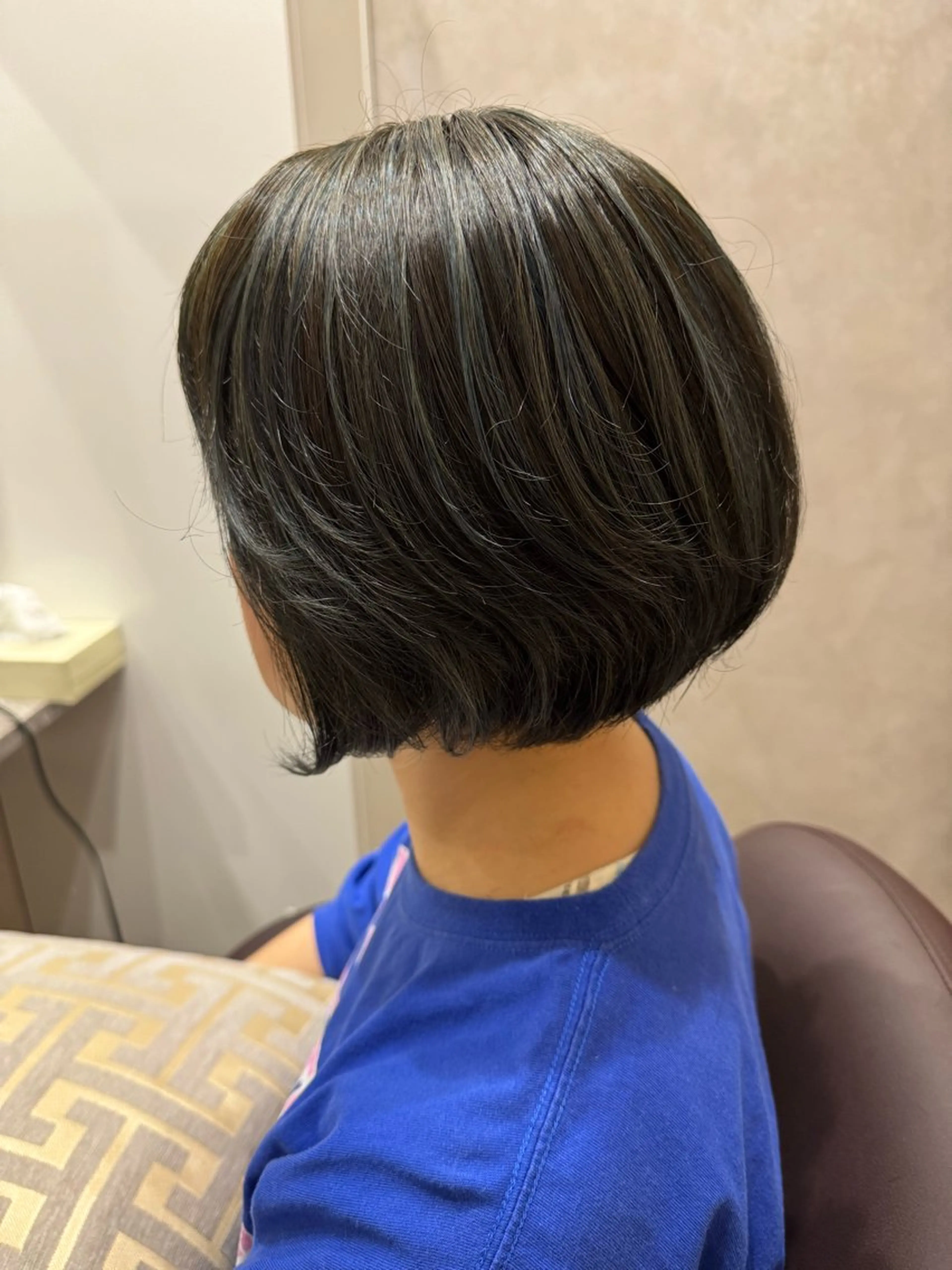 ショート 前下がりボブ ボブ カット ヘアカラー トリートメント ハイライト×レイヤー 🖤木津谷のヘアスタイル