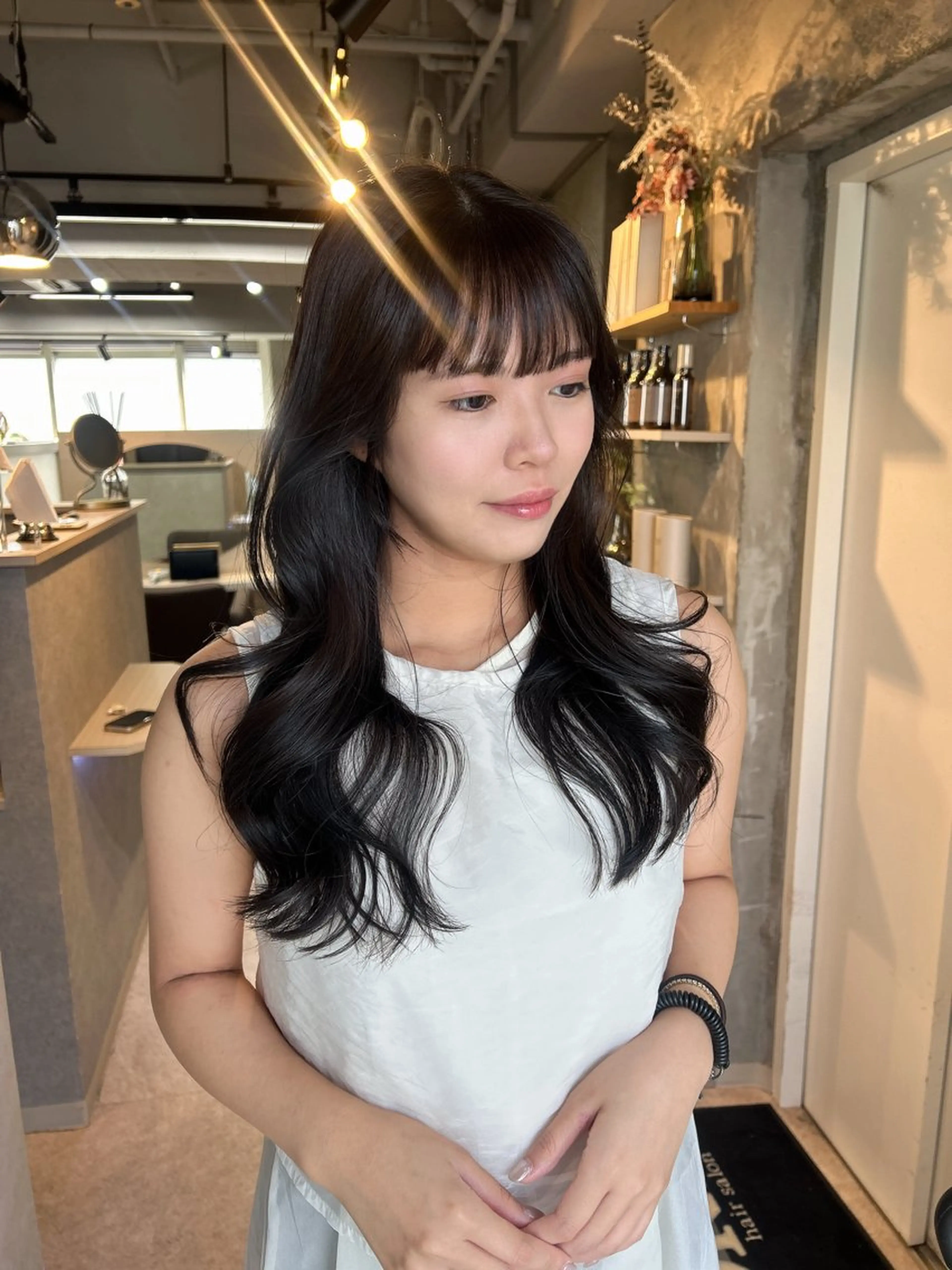 ロング カラー カット ヘアカラー 心斎橋ヘアカラー ブリーチmarinaのヘアスタイル