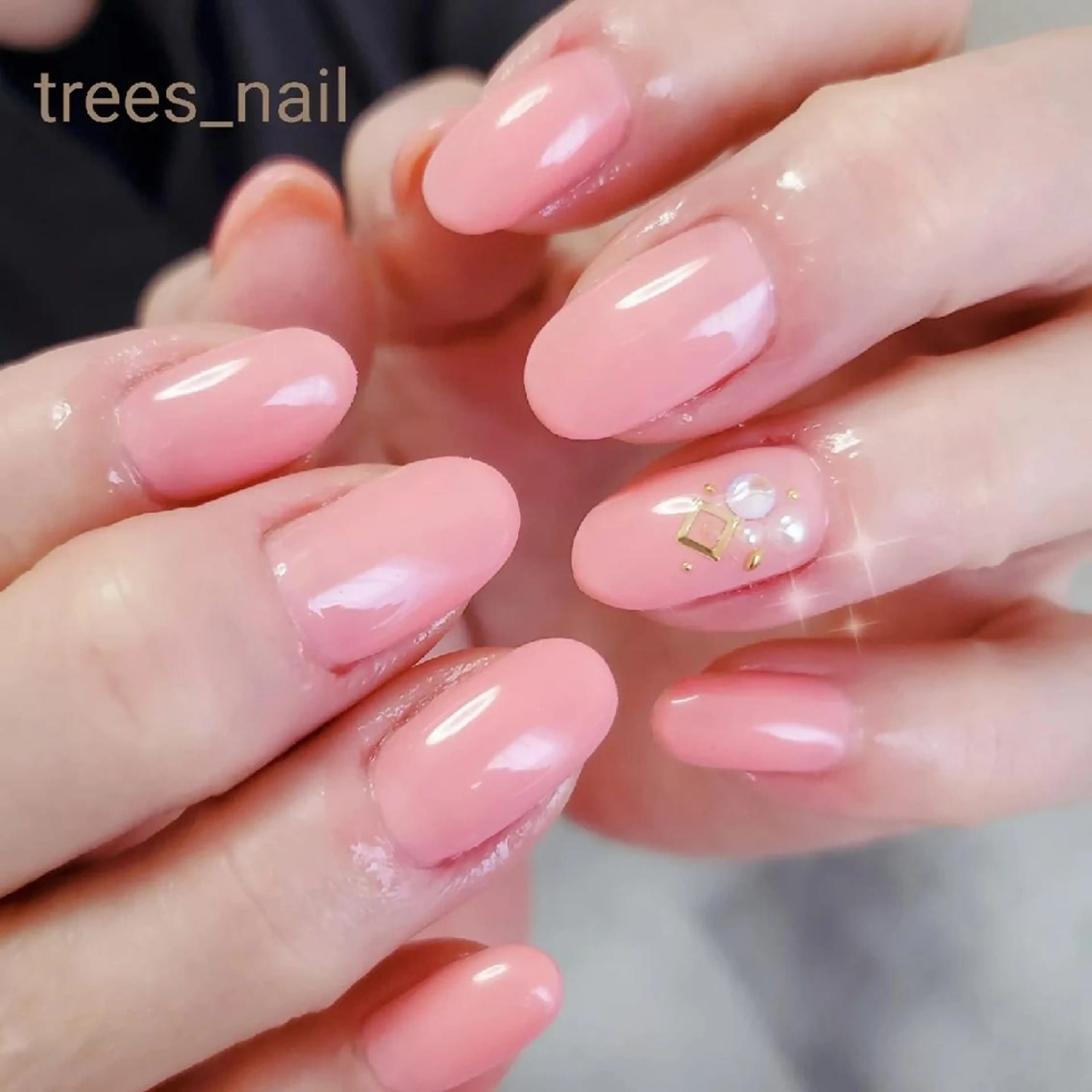 ネイル オフィスネイル ワンカラーネイル ピンク シンプルネイル 春ネイル trees_ nailのネイルデザイン