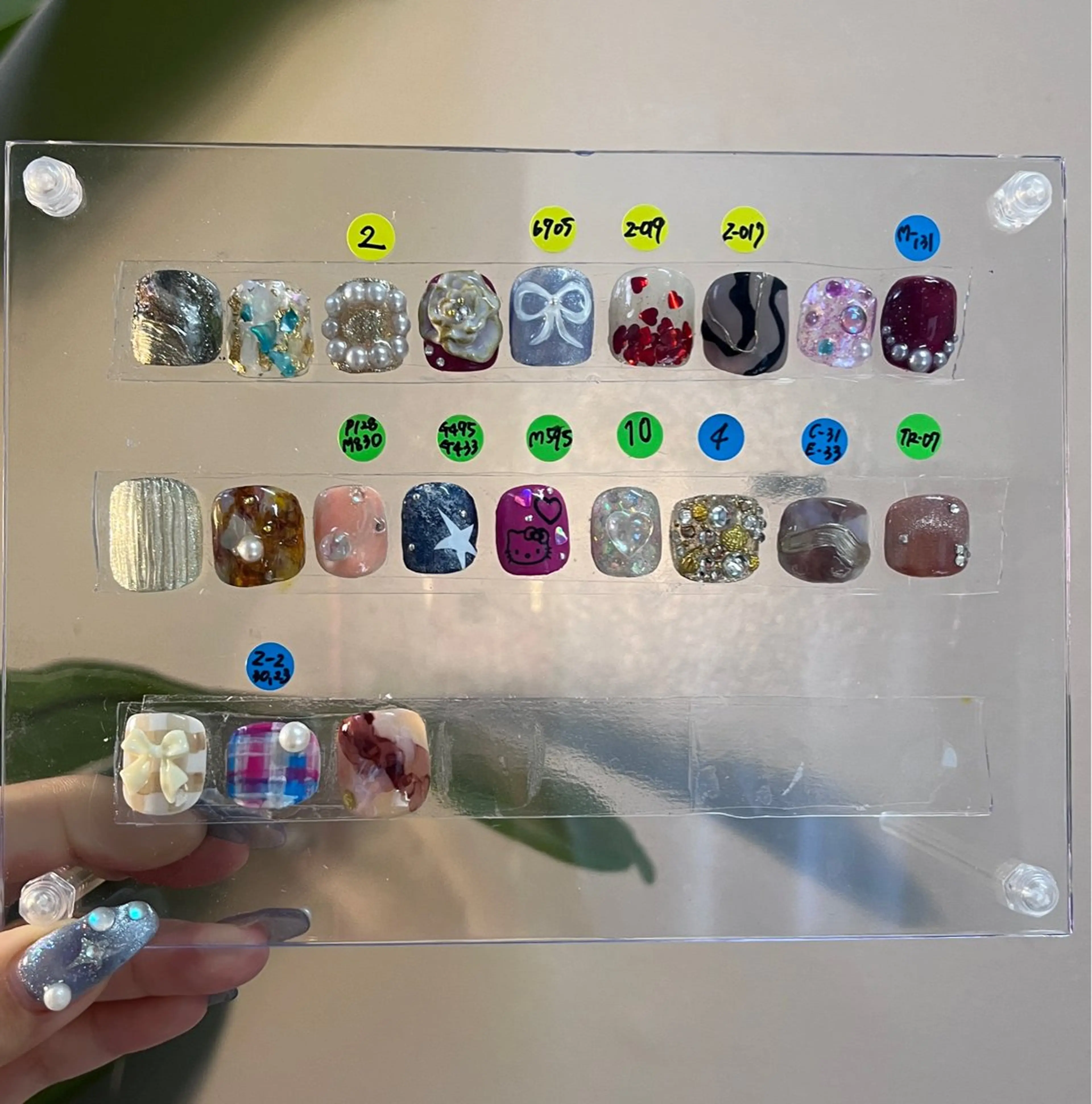 ネイル フットネイル フットネイル Ran  nail所属・Ran Nailのネイルデザイン