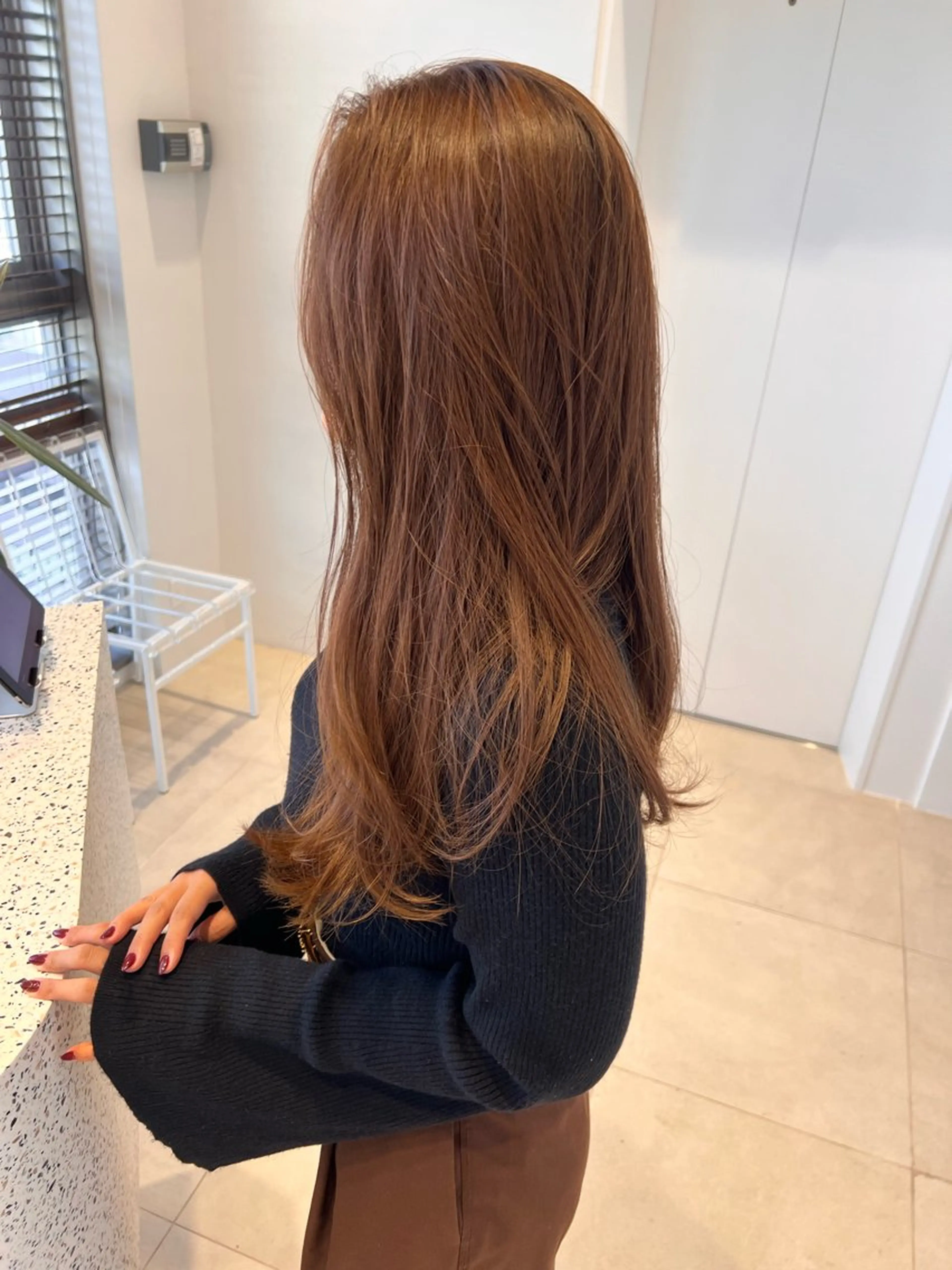 ロング カラー ベージュカラー ブラウンカラー ブラウンベージュ 透明感カラー レイヤー:透けカラー :髪質改善🌼✨のヘアスタイル