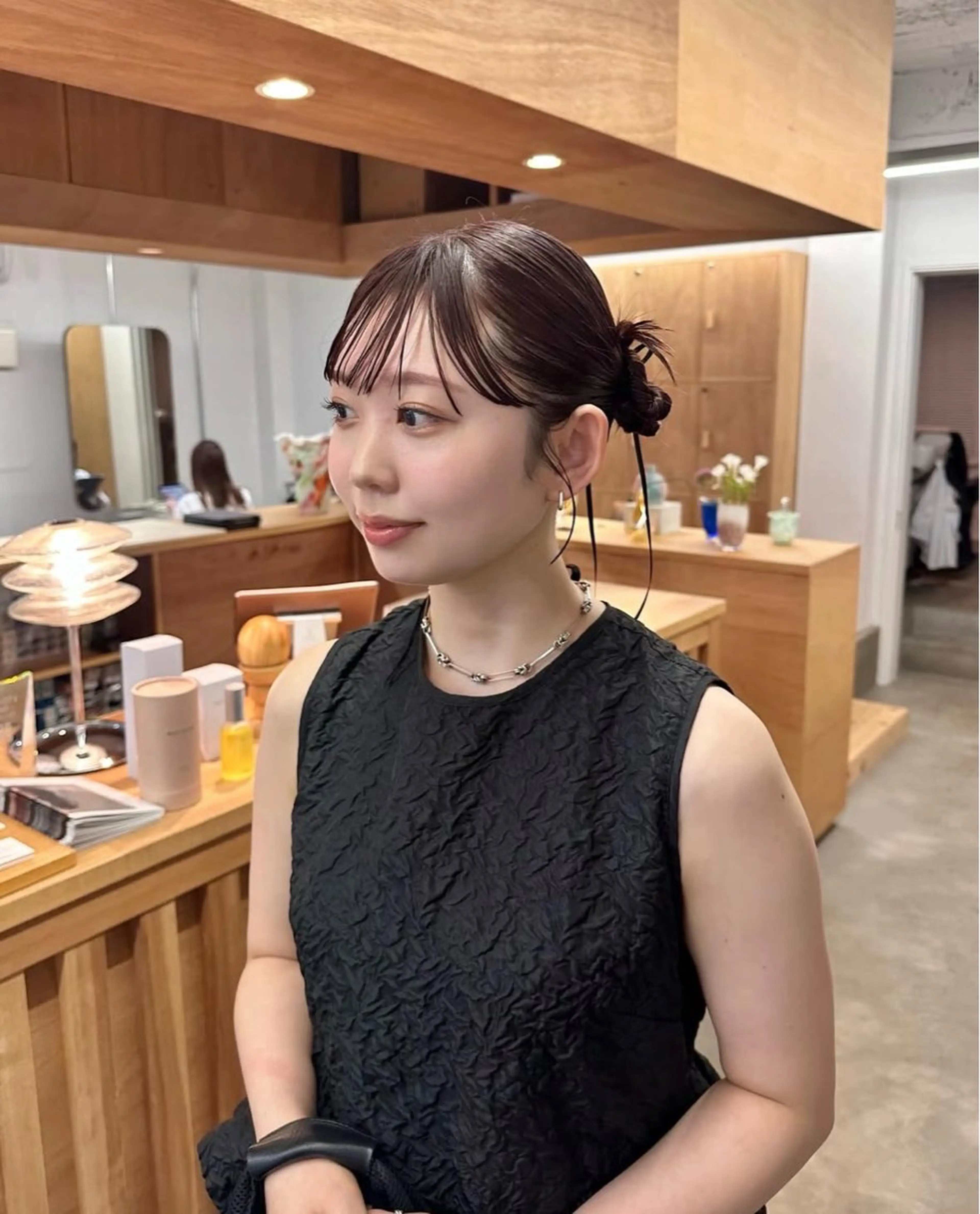 ミディアム カラー ヘアアレンジ ヘアカラー トリートメント 坂本 圭太朗のヘアスタイル