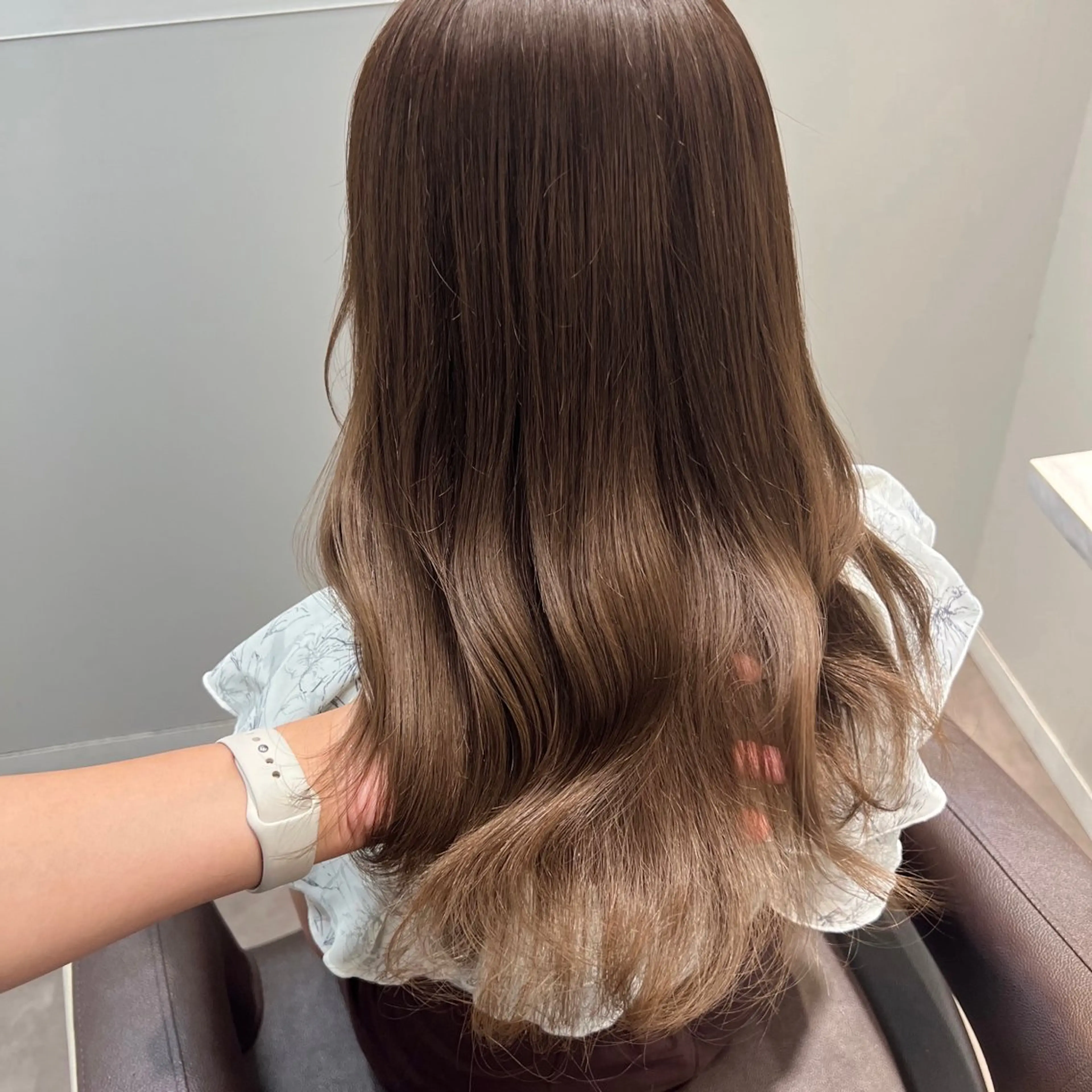 セミロング カット ヘアカラー トリートメント 韓国モテhair🍑 momoのヘアスタイル