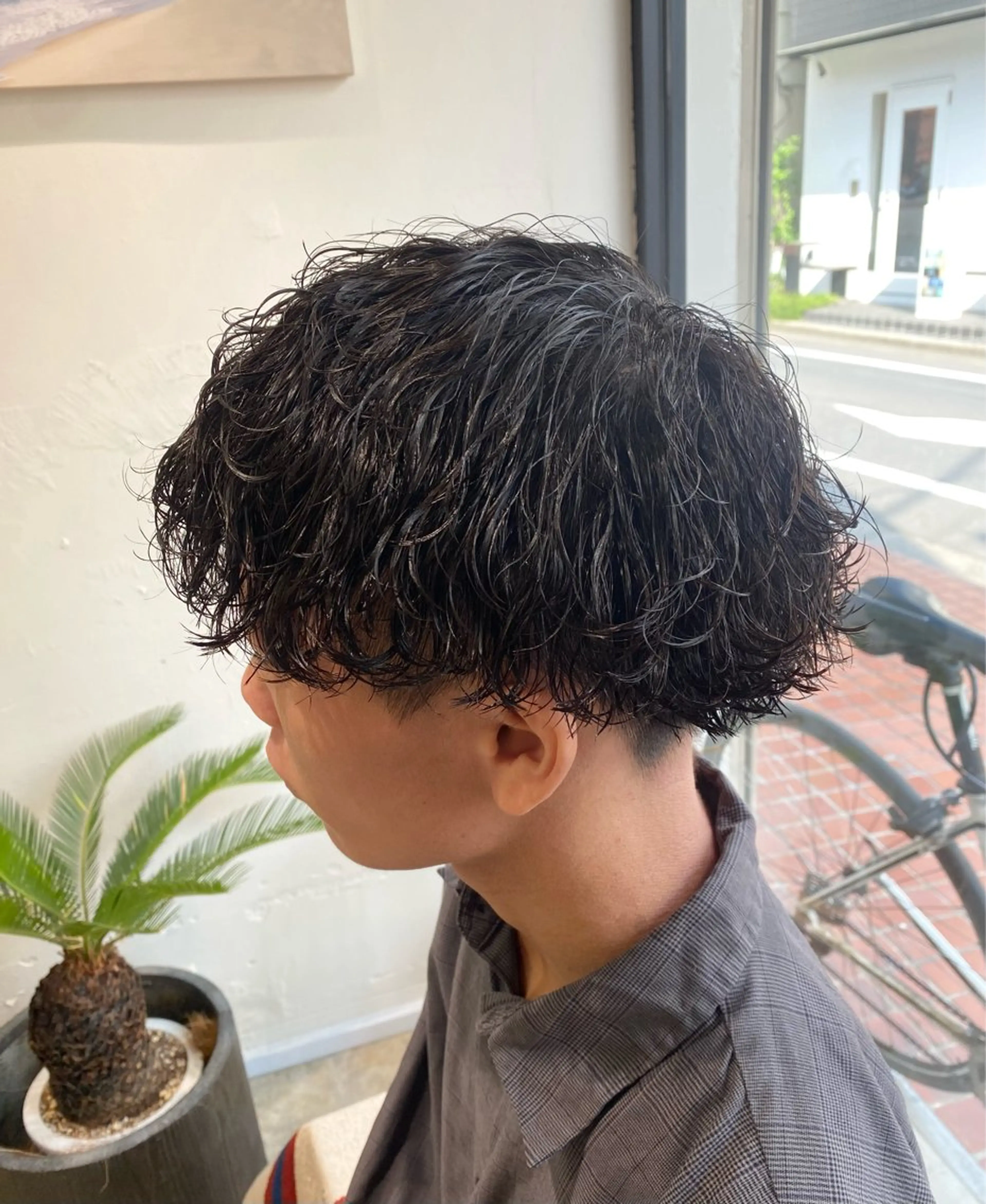 パーマ メンズ メンズパーマ メンズツイストパーマ 波巻きパーマ スパイラルパーマ ツイストパーマ カット パーマ トリートメント 🌴パーマオタク🌴 長谷川　諒佑🌈のヘアスタイル