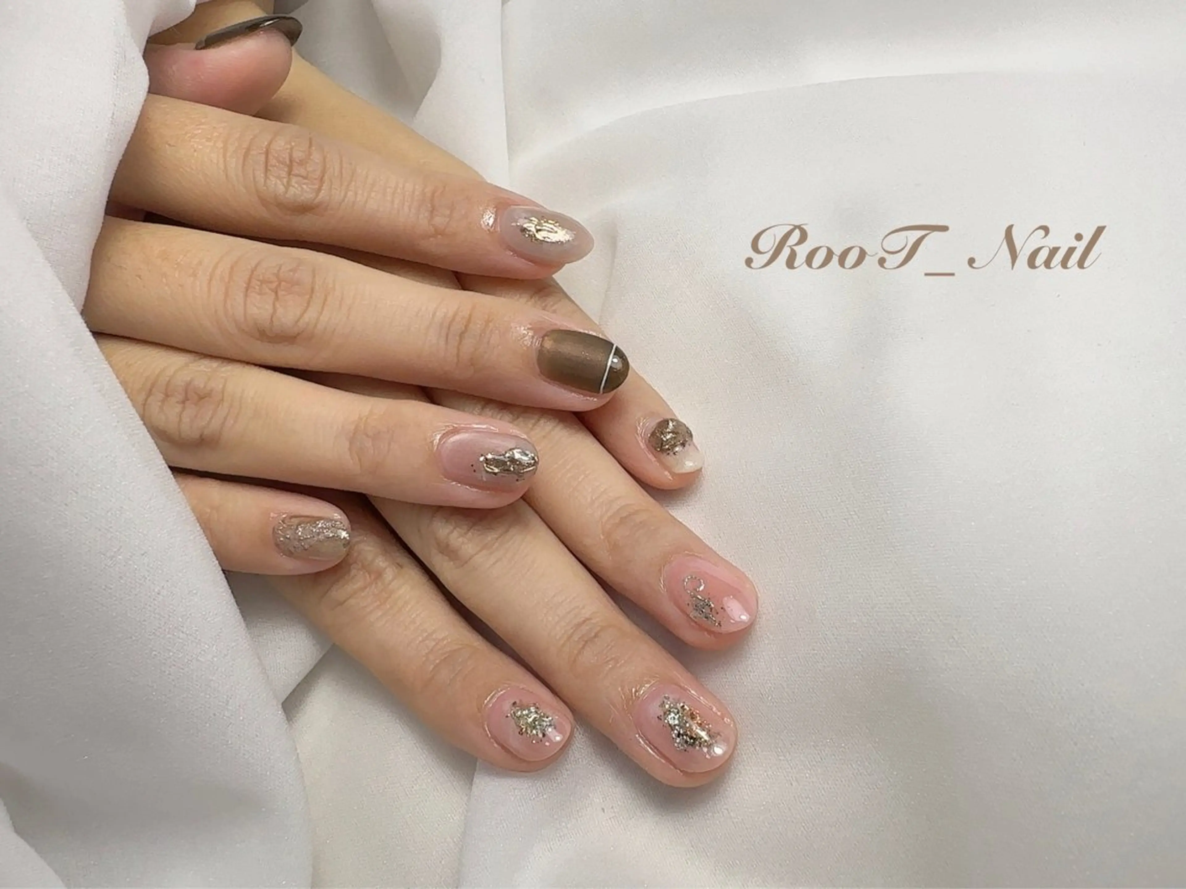 ネイル ニュアンスネイル ハンドネイル RooT Nailのネイルデザイン