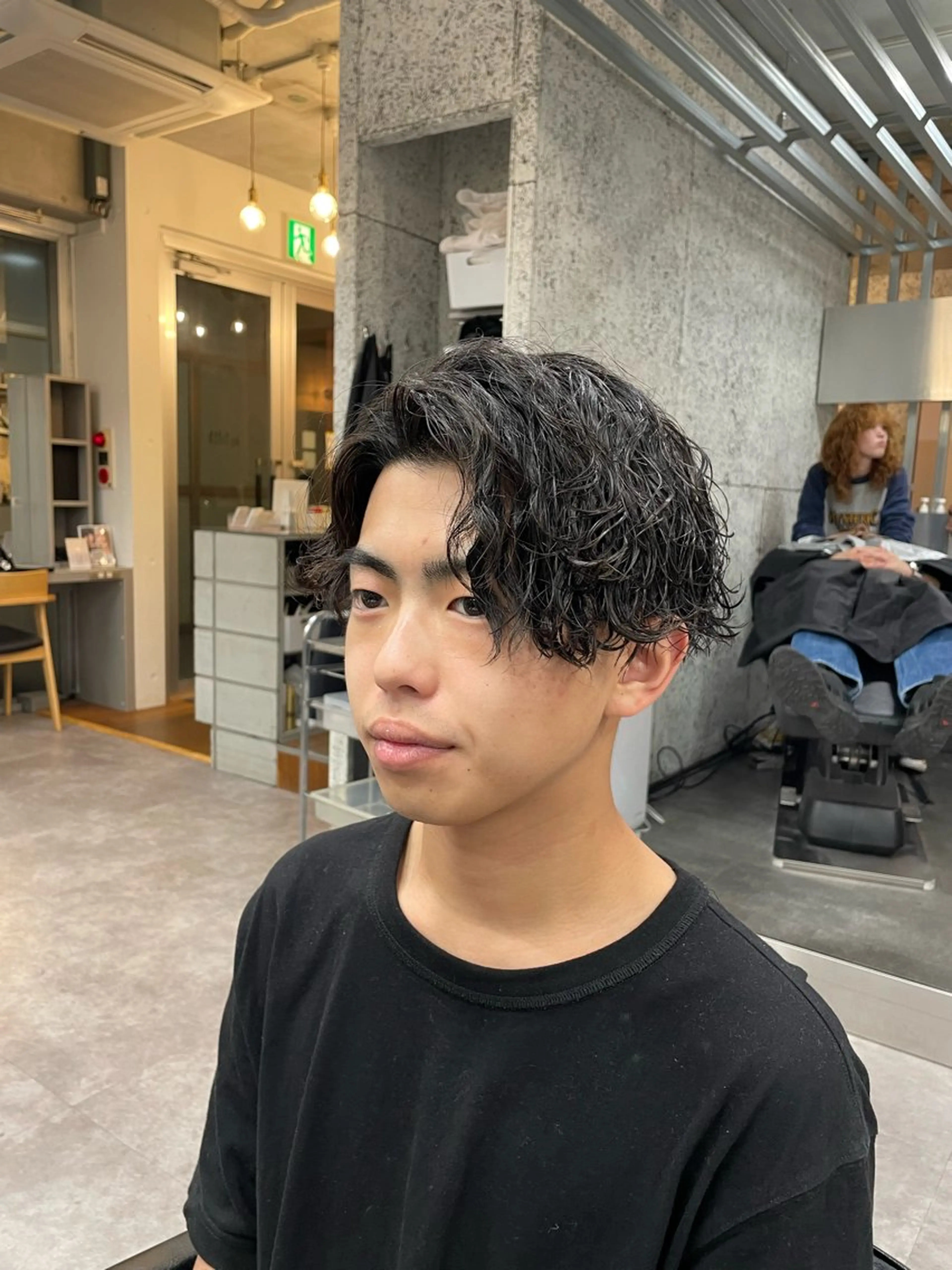ショート パーマ メンズ センターパート メンズパーマ 波巻きパーマ fifth /鈴木あづさのヘアスタイル