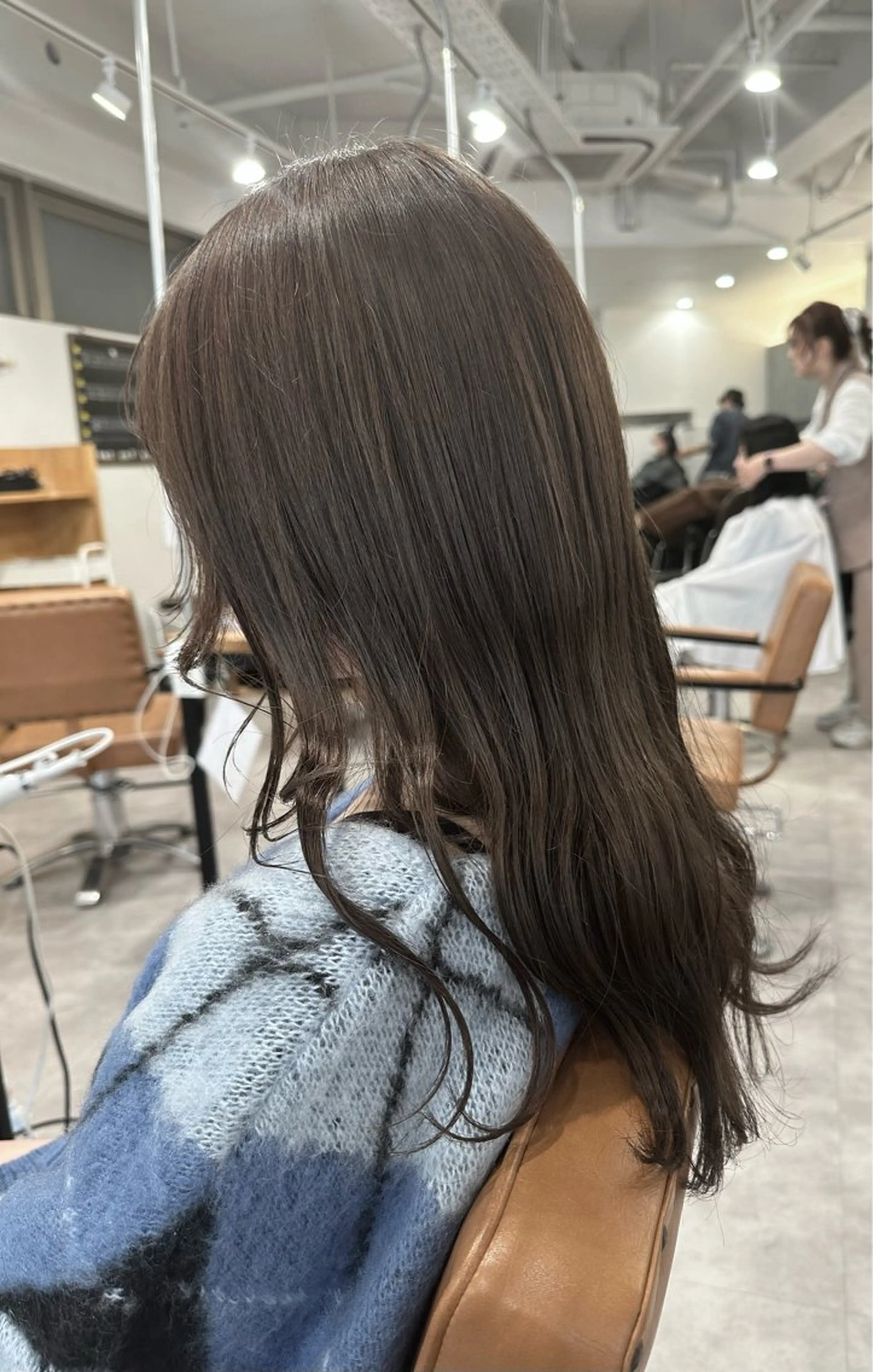 ロング カラー ベージュカラー ヘアカラー トリートメント ケアカラーリスト✂️ SHIAN   フジのヘアスタイル