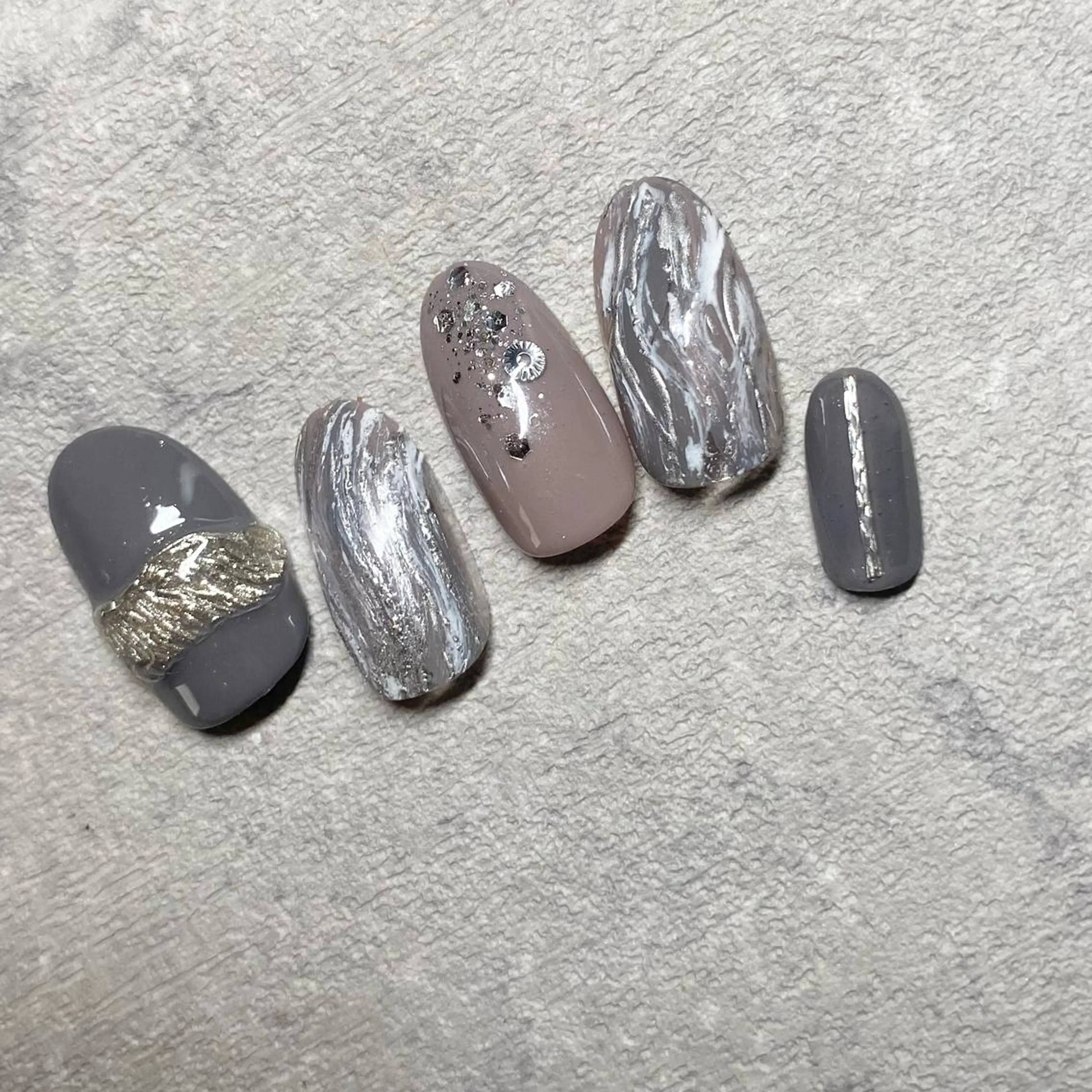 ネイル アートネイル フットネイル ニュアンスネイル 冬ネイル 山田 貴子のネイルデザイン