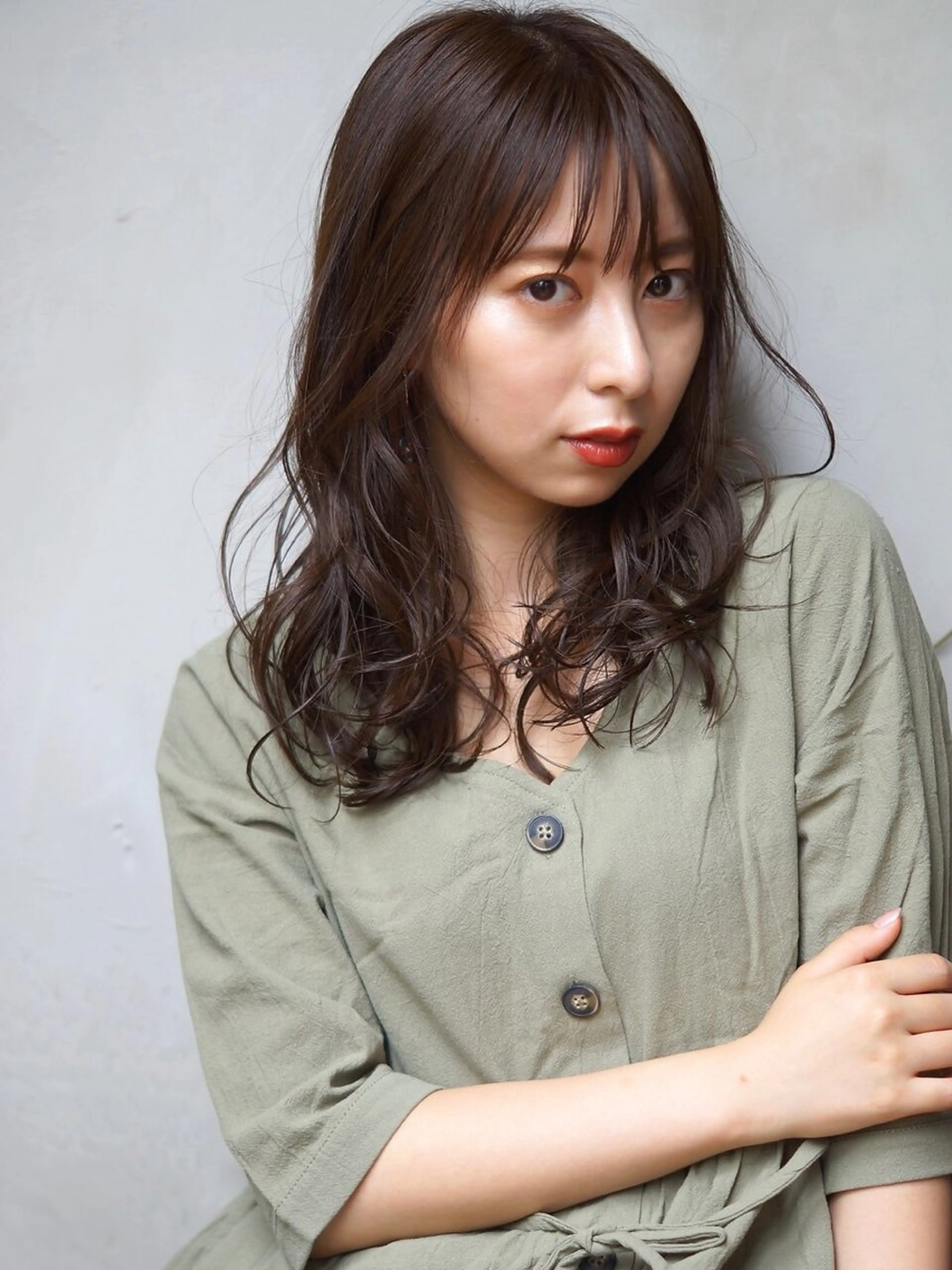 ミディアム ヘアカラー hoNua. 栄/透明感カラーのヘアスタイル