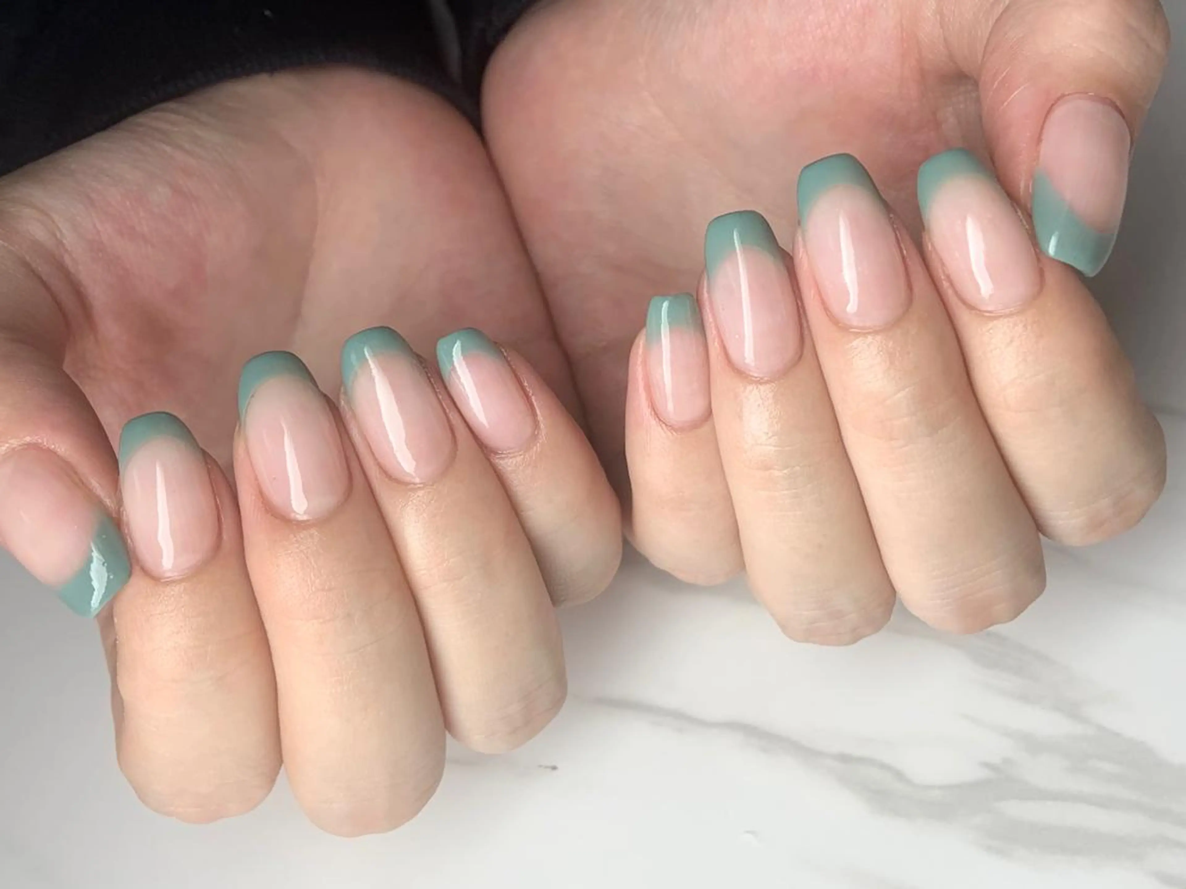 ミディアム ネイリスト シンのネイルデザイン