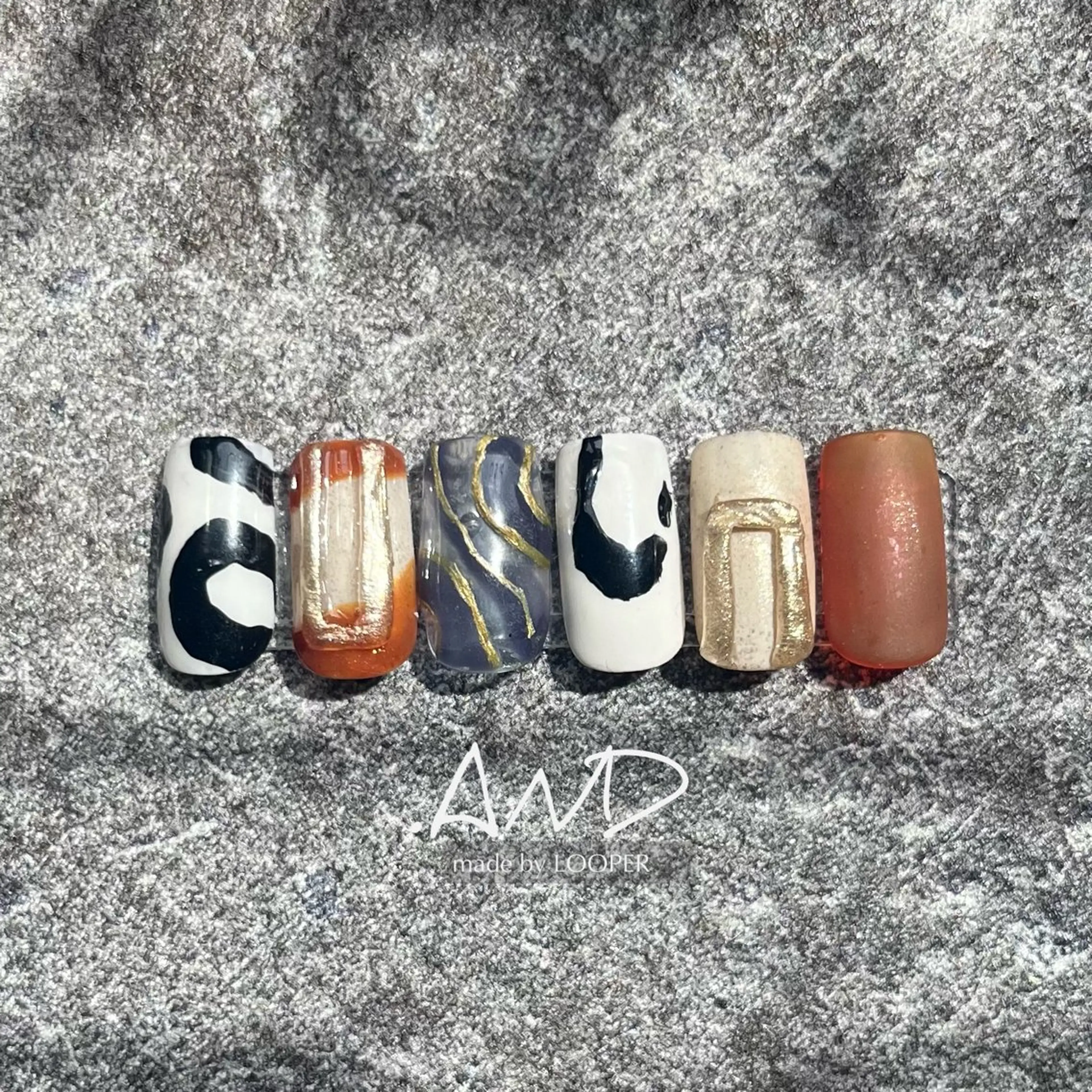 ネイル アートネイル ニュアンスネイル ハンドネイル LOOPER所属・mzh ...のネイルデザイン