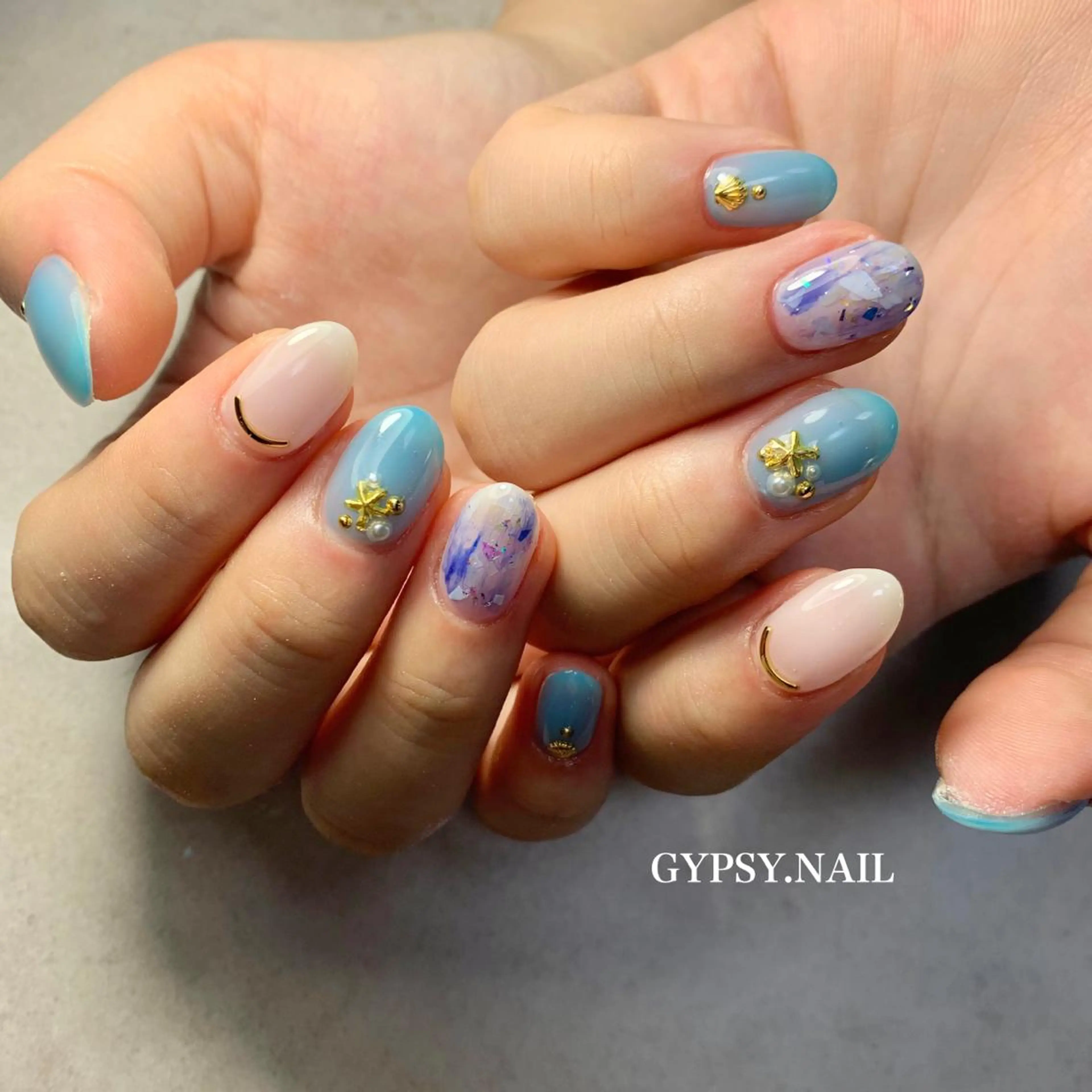 ネイル GYPSY.NAIL所属・GYPSY.NAIL akariのネイルデザイン