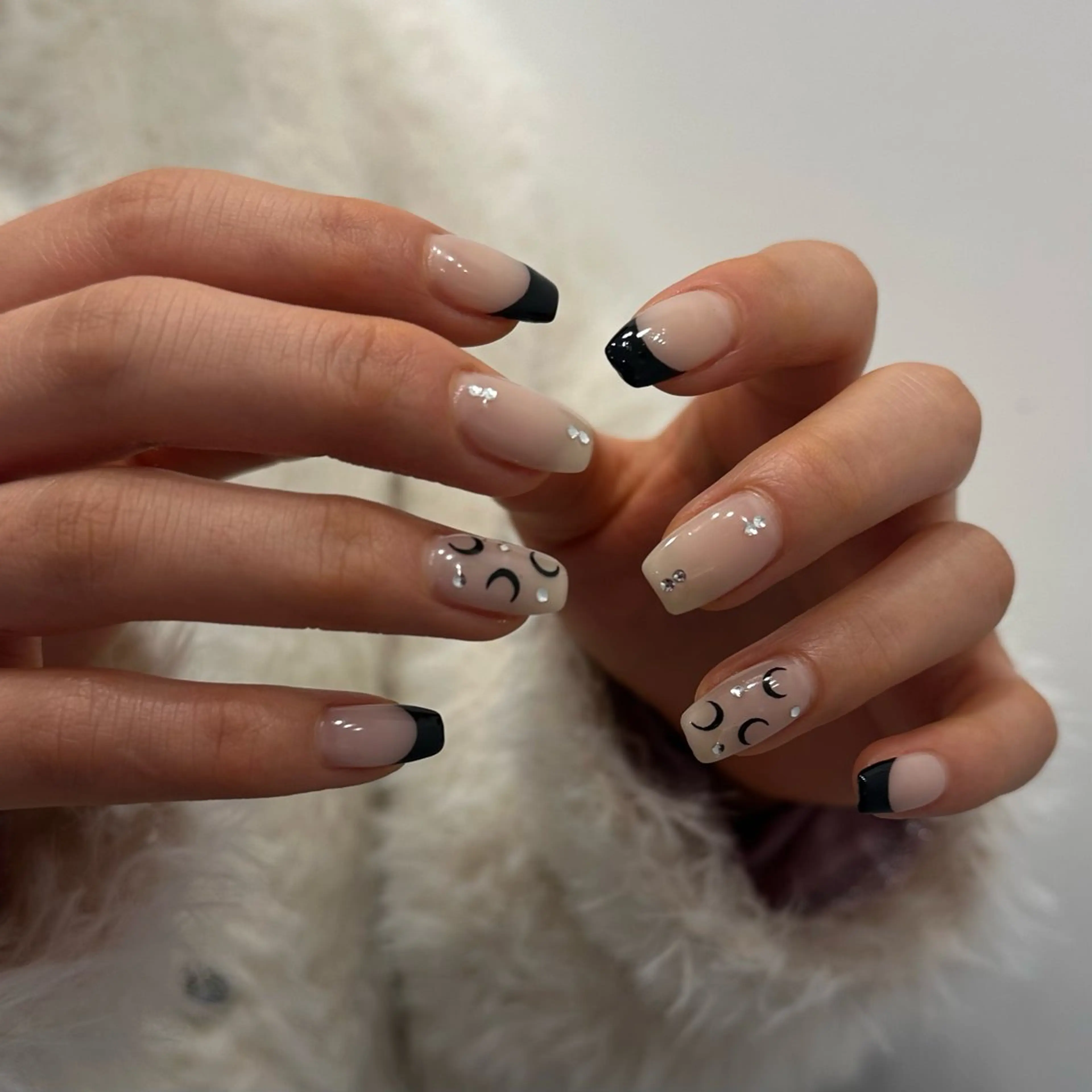 ネイル ハンドネイル COIN  nail hinataのネイルデザイン
