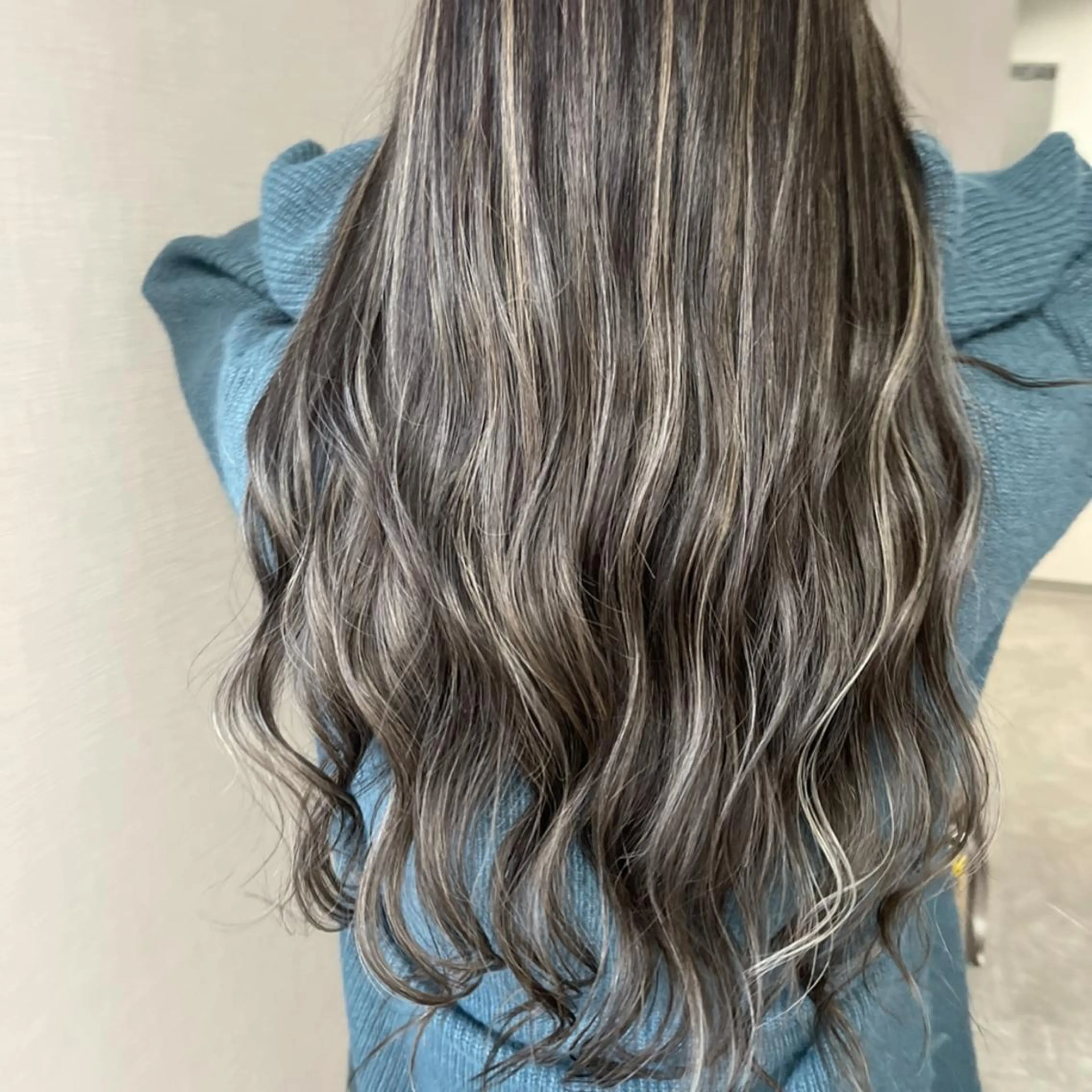 ロング カラー ヘアアレンジ ハイライトカラー オレンジ ハイライト カット ヘアカラー 松井那津子 /ハイライトブリーチのヘアスタイル