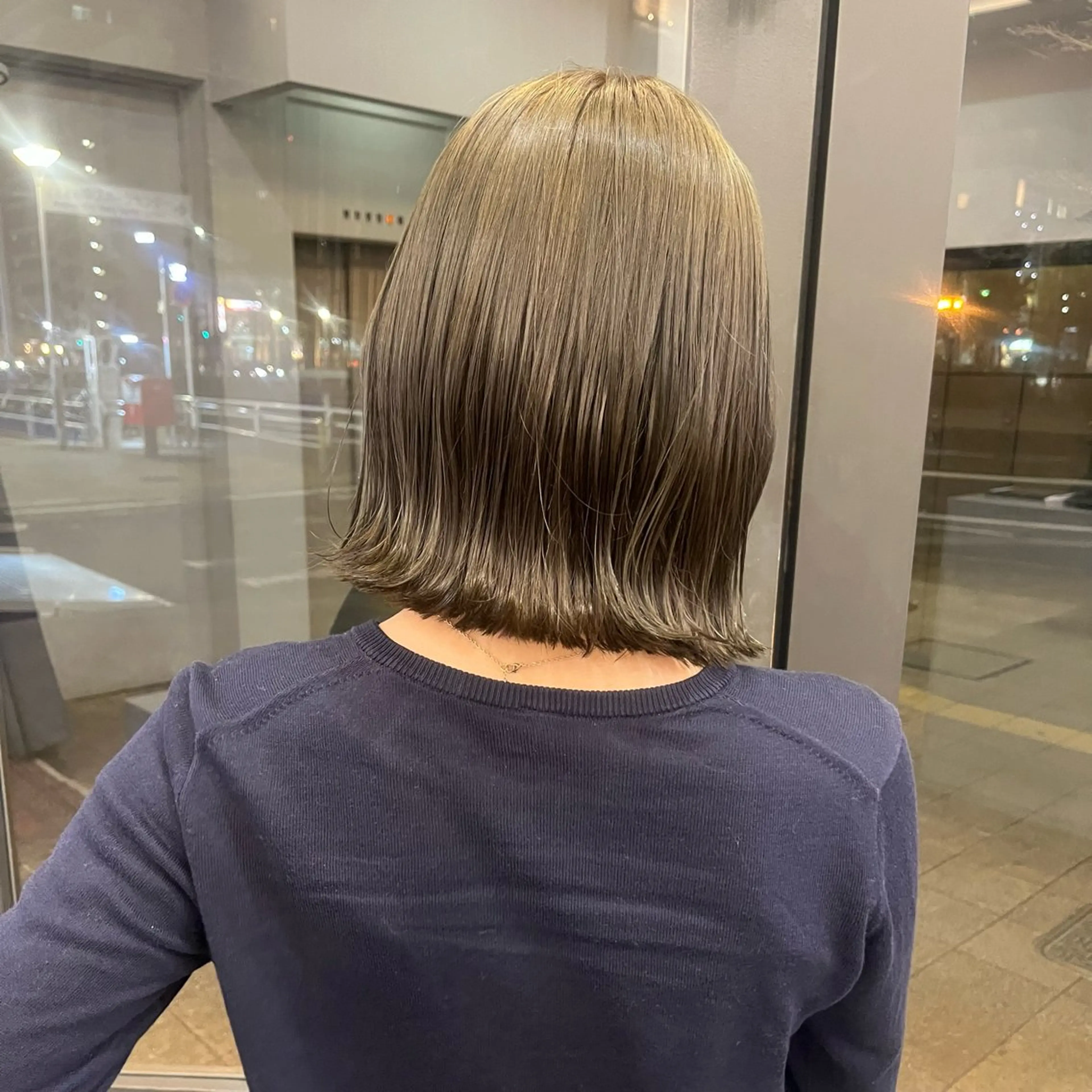 ミディアム カラー 吉田 明日奏のヘアスタイル