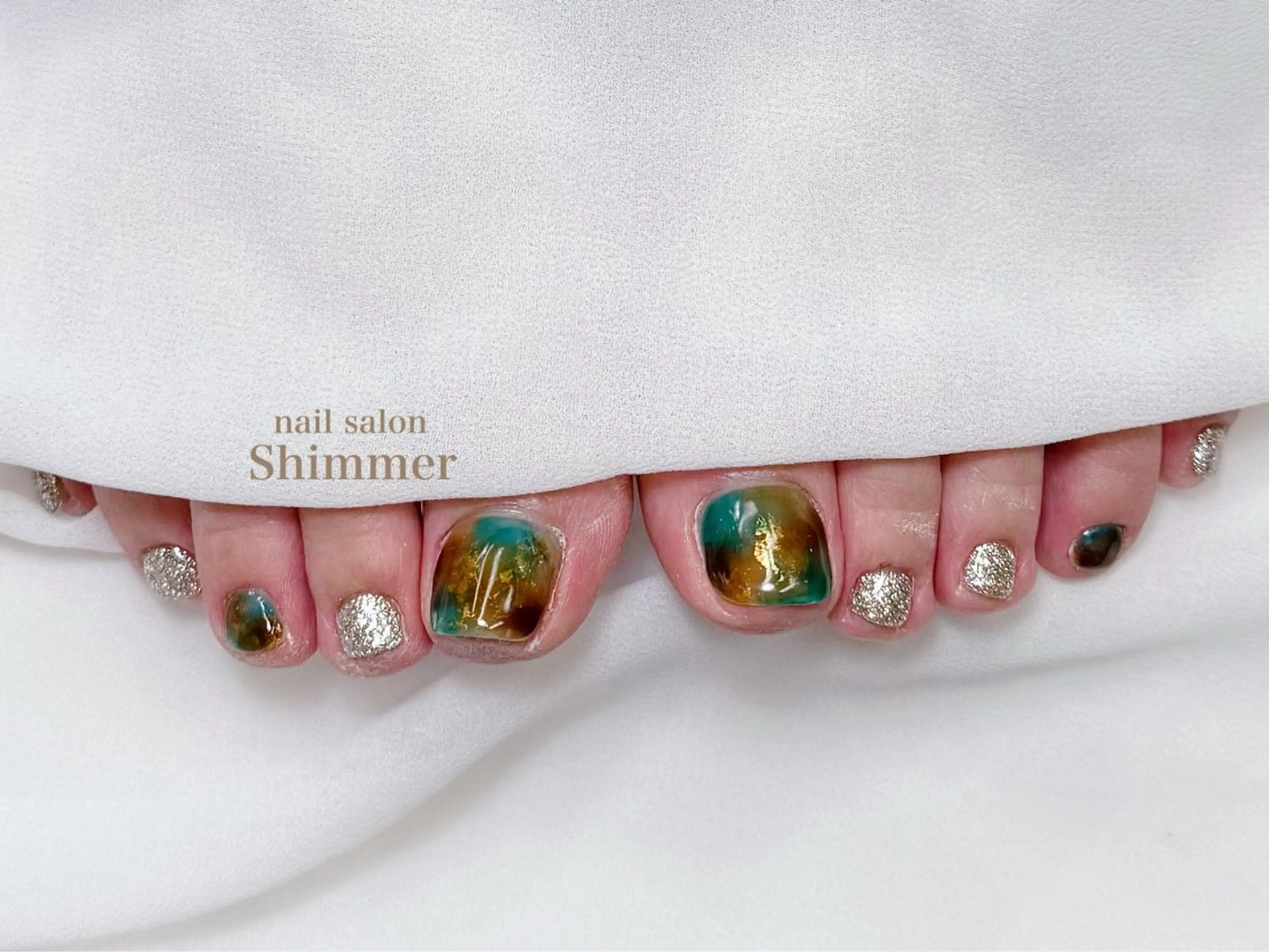 ネイル フットネイル Shimmer Risaのネイルデザイン