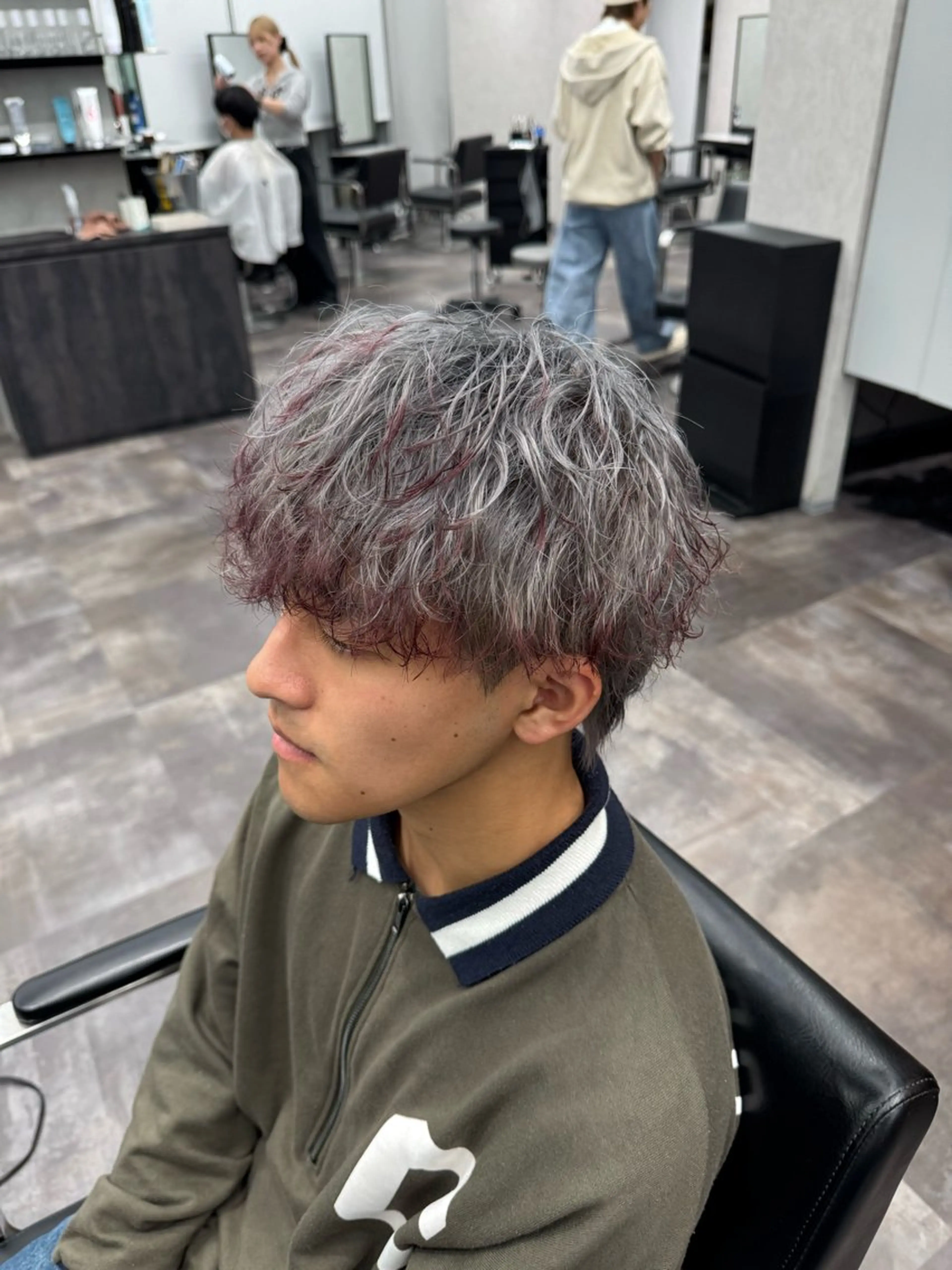 【❗️minimo限定❗️】メンズカット+ダブルカラー+全パーマ+システムトリートメントの写真