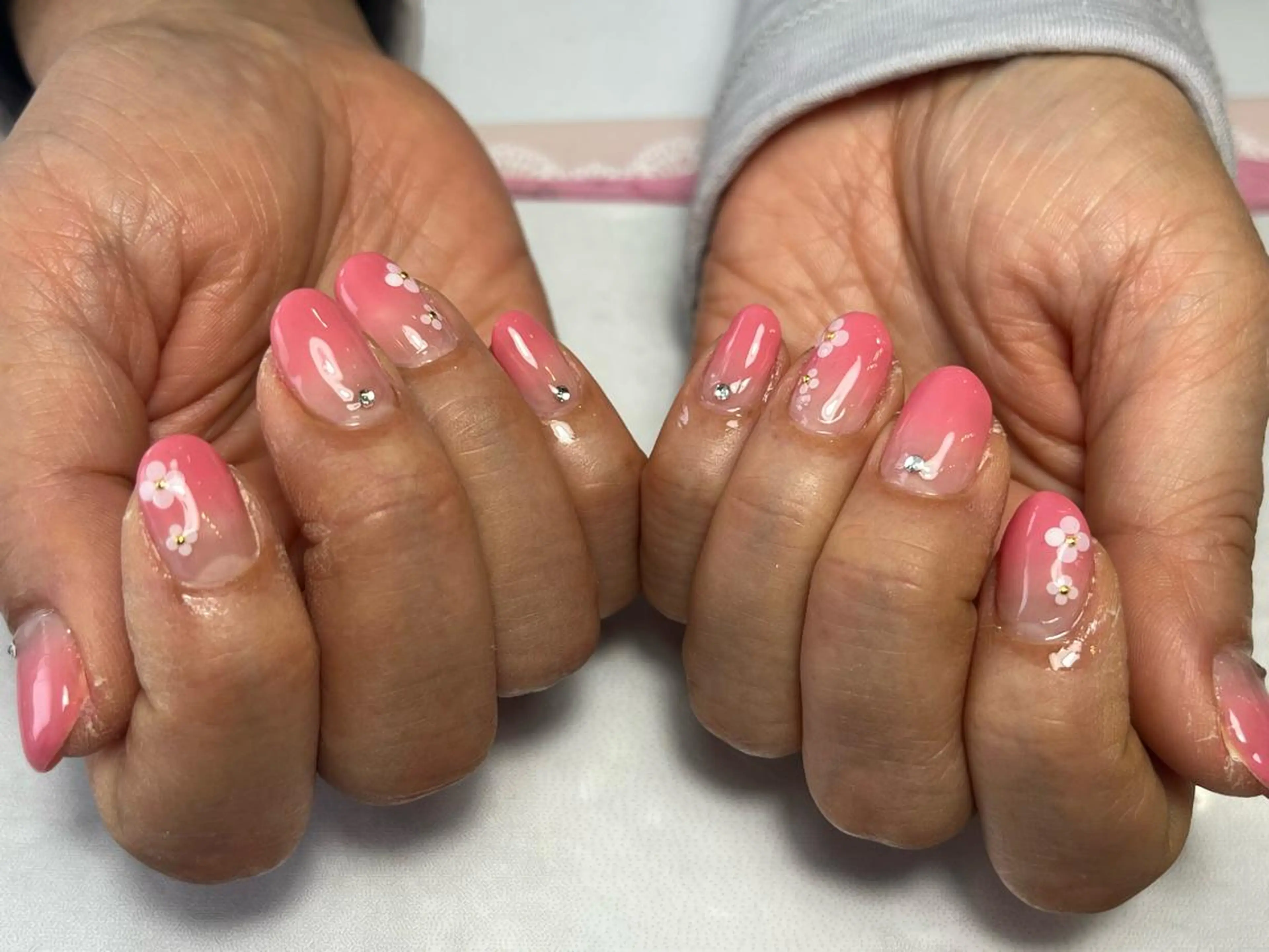 ネイル ハンドネイル アシスタント SAKURAのネイルデザイン