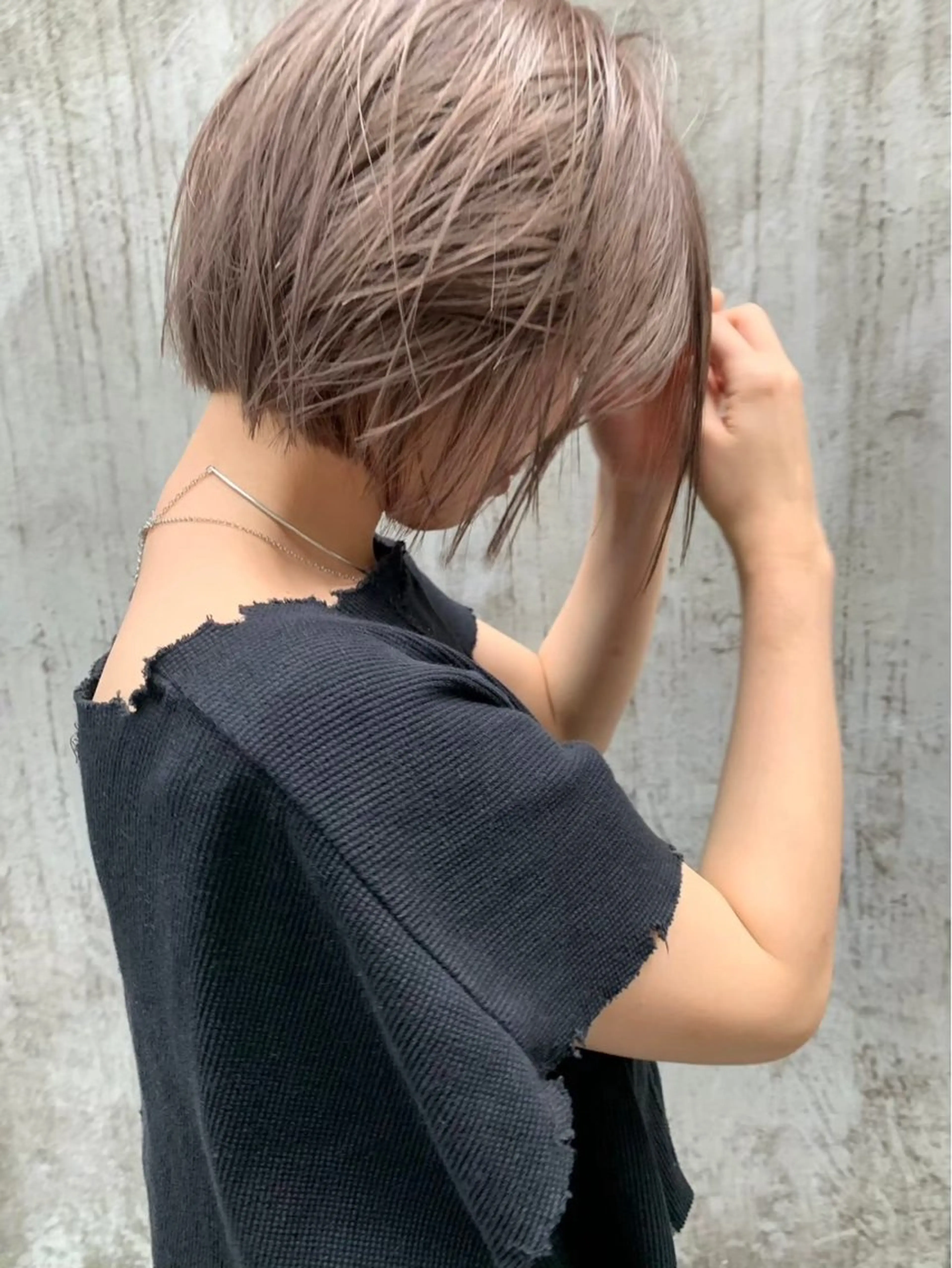 セミロング 🩶横浜美容室 透明感カラー✝️るみのヘアスタイル