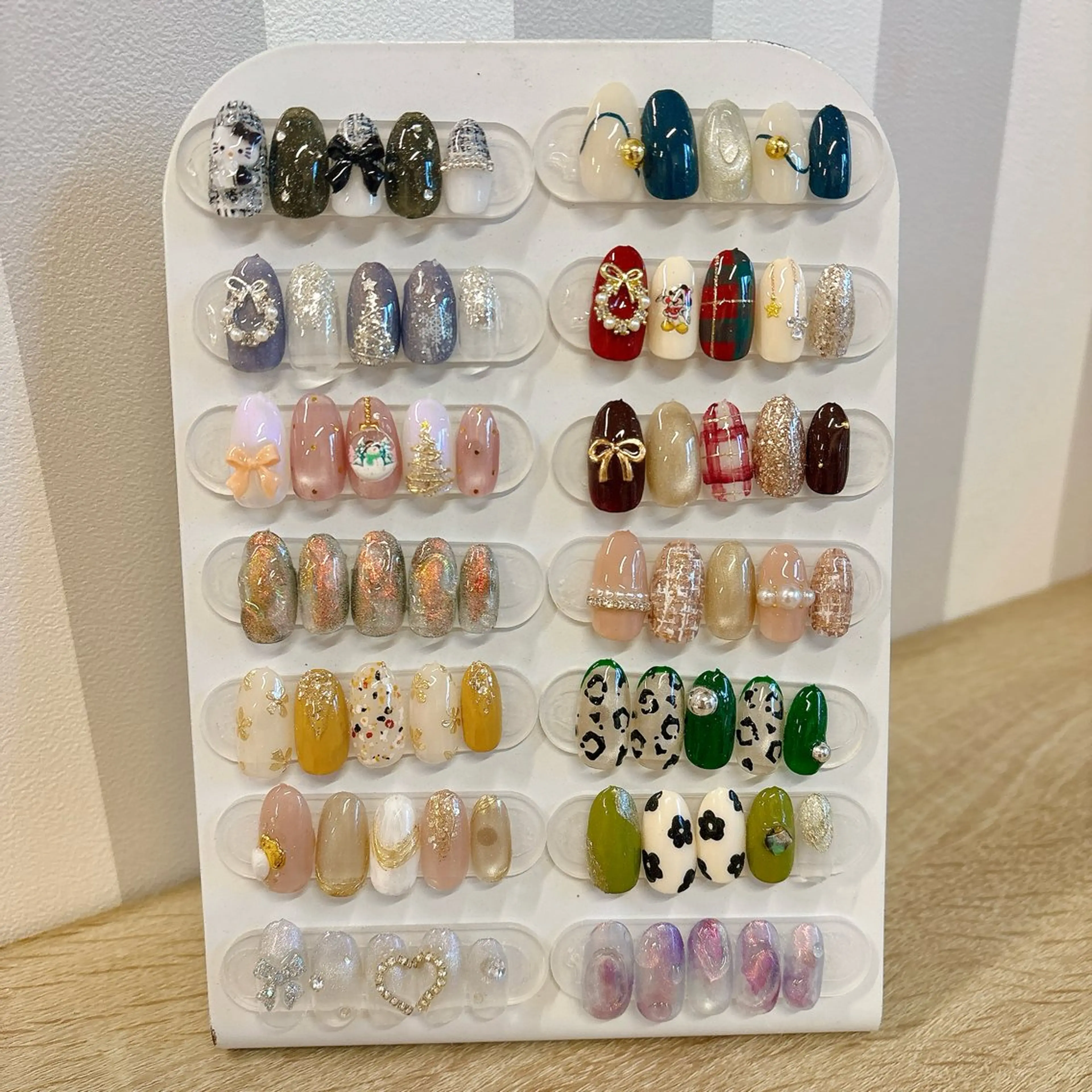 ネイル ハンドネイル Les Neige❄︎所属・Les Neigeのマツエク・マツパデザイン