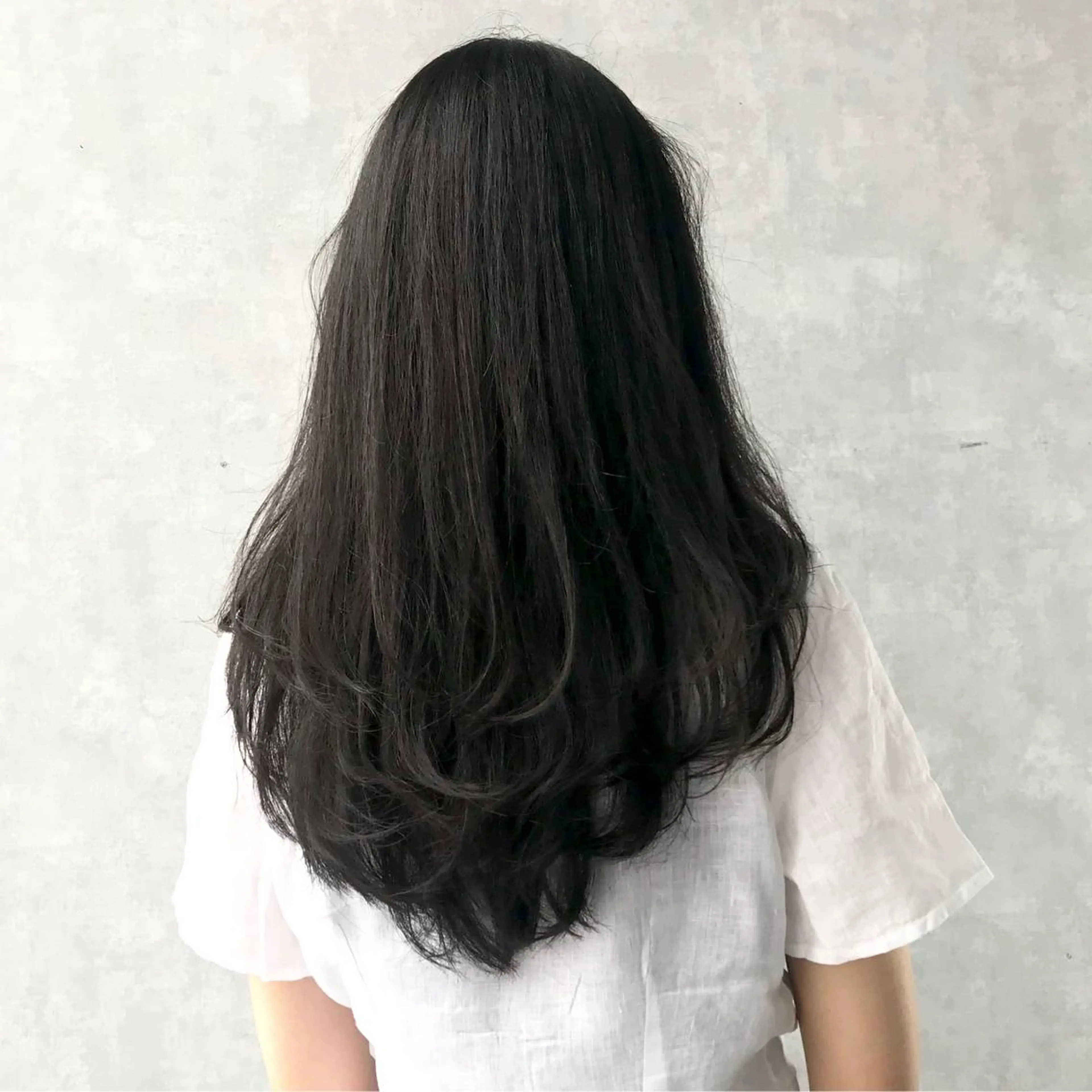 ロング ヨシンモリ ムルギョル巻き 韓国風ヘア レイヤーカット シースルーバング サロウィン所属・K-POP好き美容師 🇰🇷Kai.Yのヘアスタイル