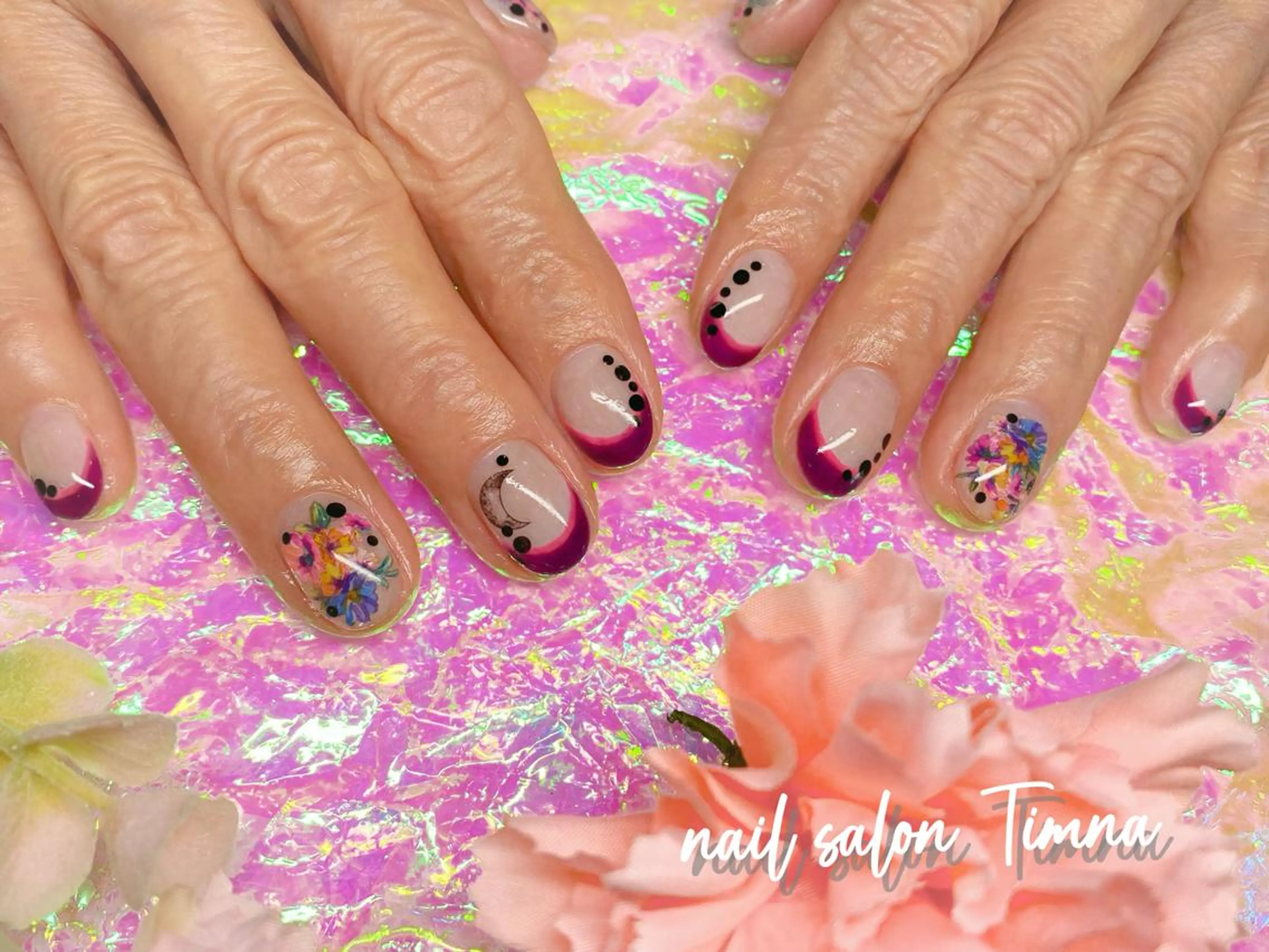 ショート ハンドネイル NAILSALON 🍔Timna🍟のネイルデザイン