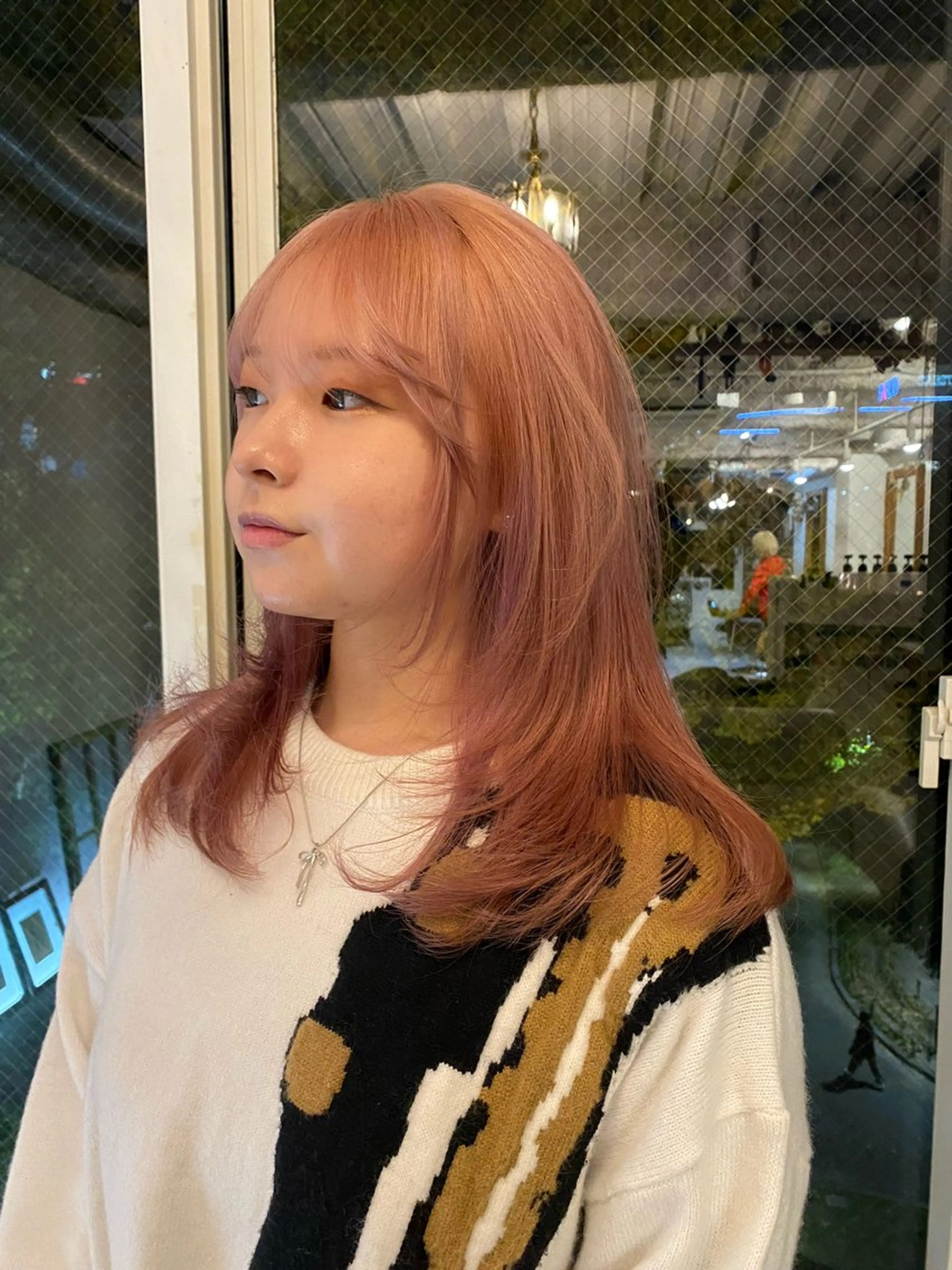 ロング ヘアカラー トリートメント sea's所属・平果帆/レイヤー /矢場町/ブリーチのヘアスタイル