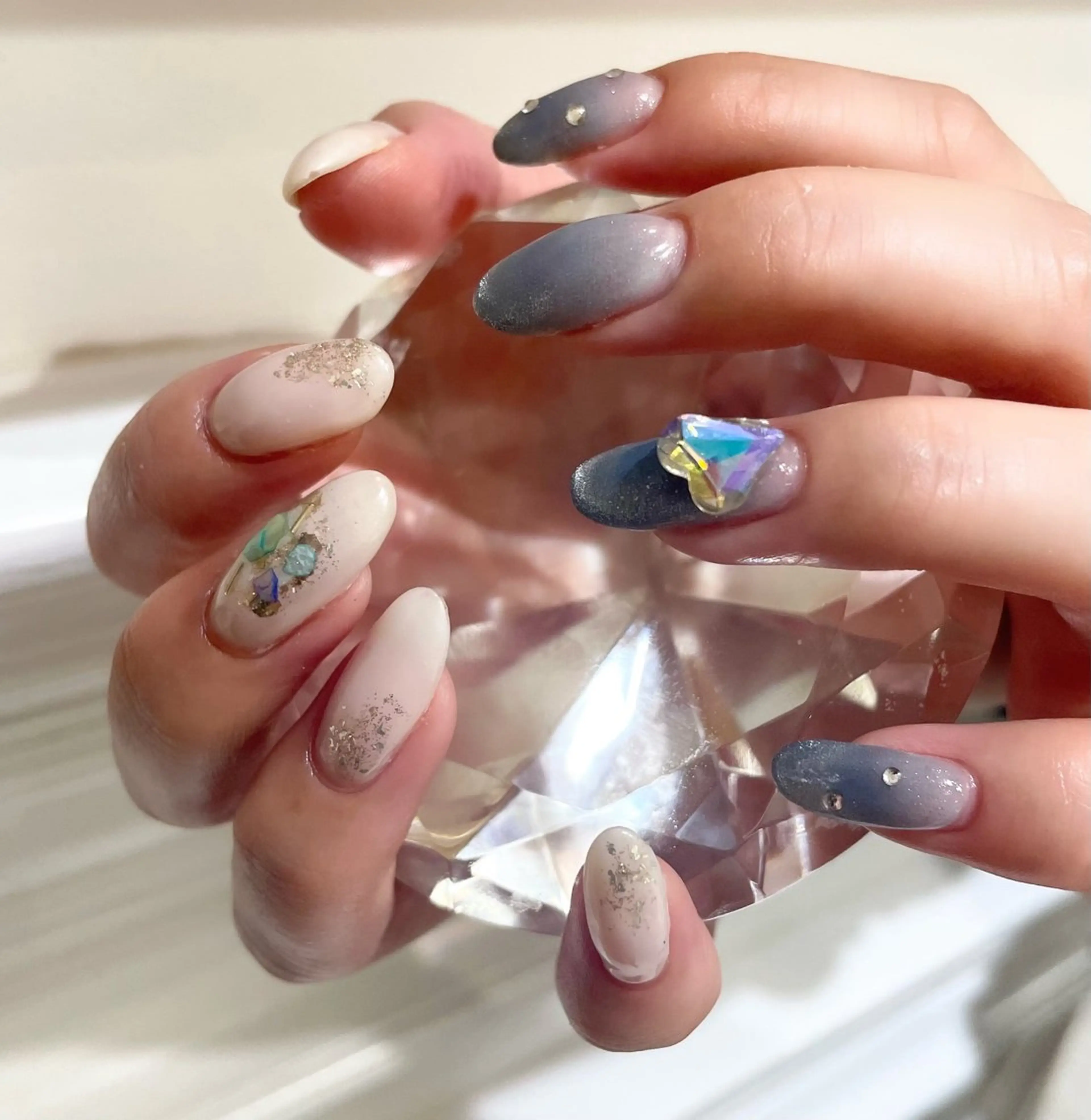 ネイル Ravi 胡町のネイルデザイン