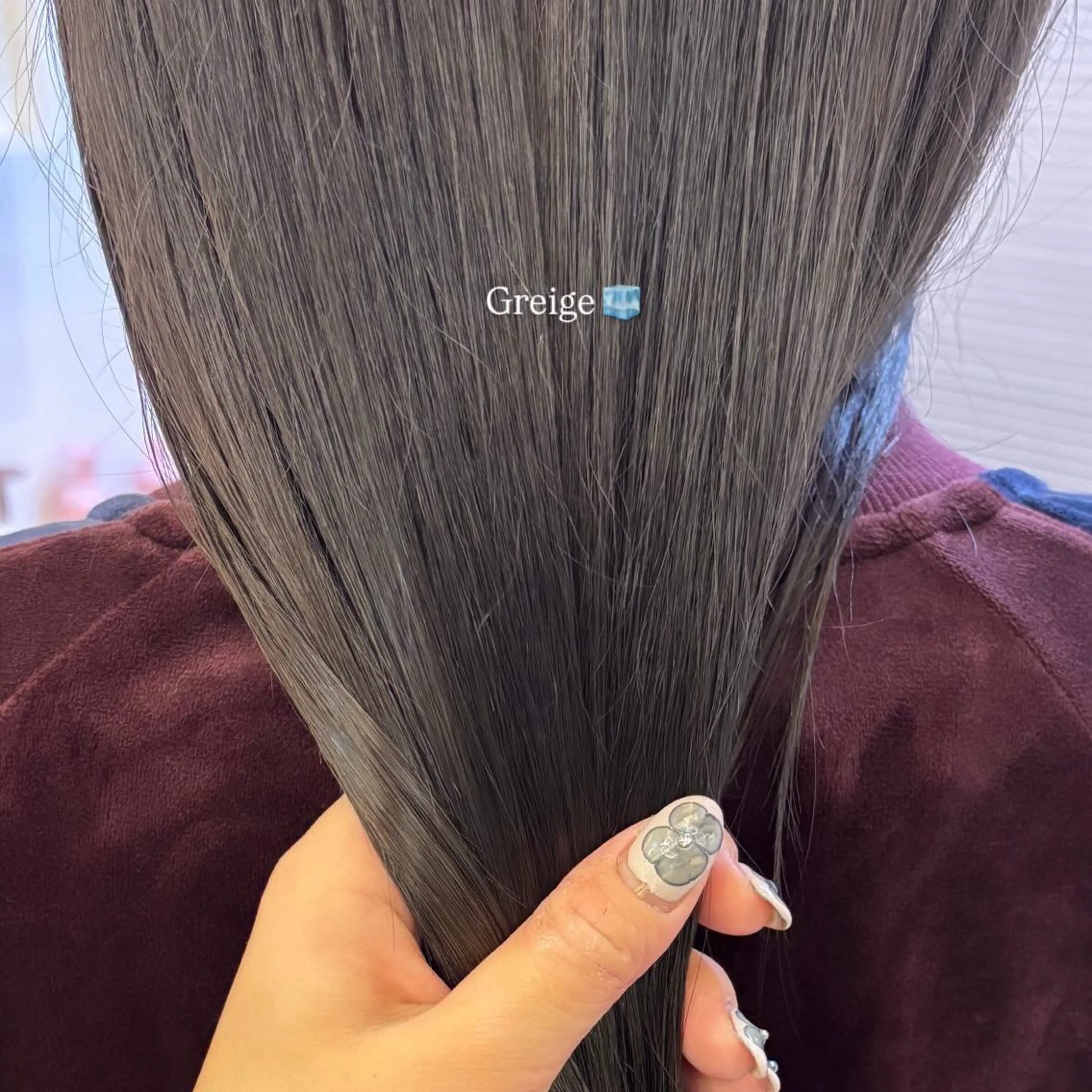 ロング カラー ベージュカラー 透明感カラー グレージュ カミヤマ シオリのヘアスタイル