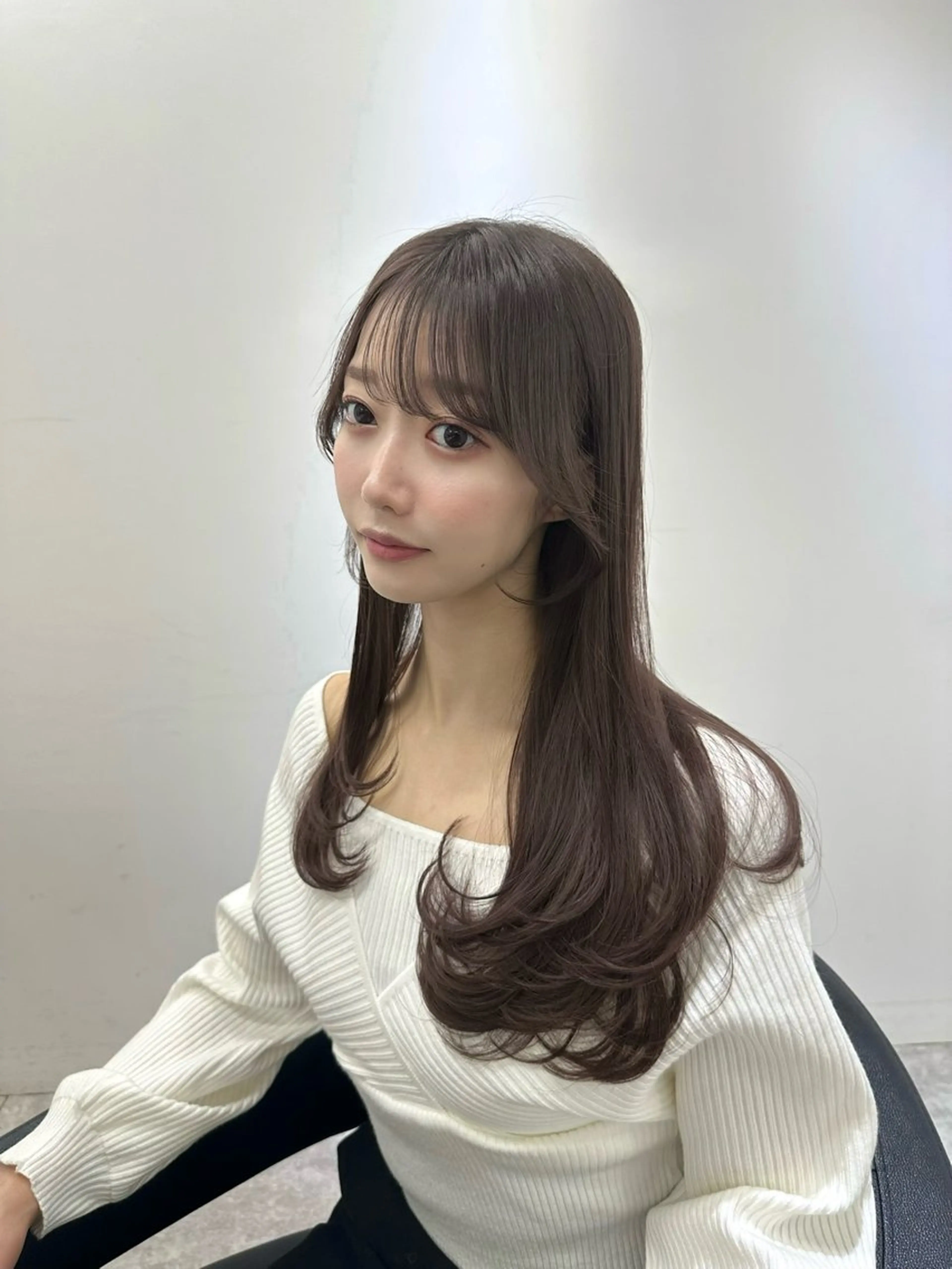 ロング カラー カット ヘアカラー トリートメント レイヤー 顔周り グレージュ/添田晃基のヘアスタイル