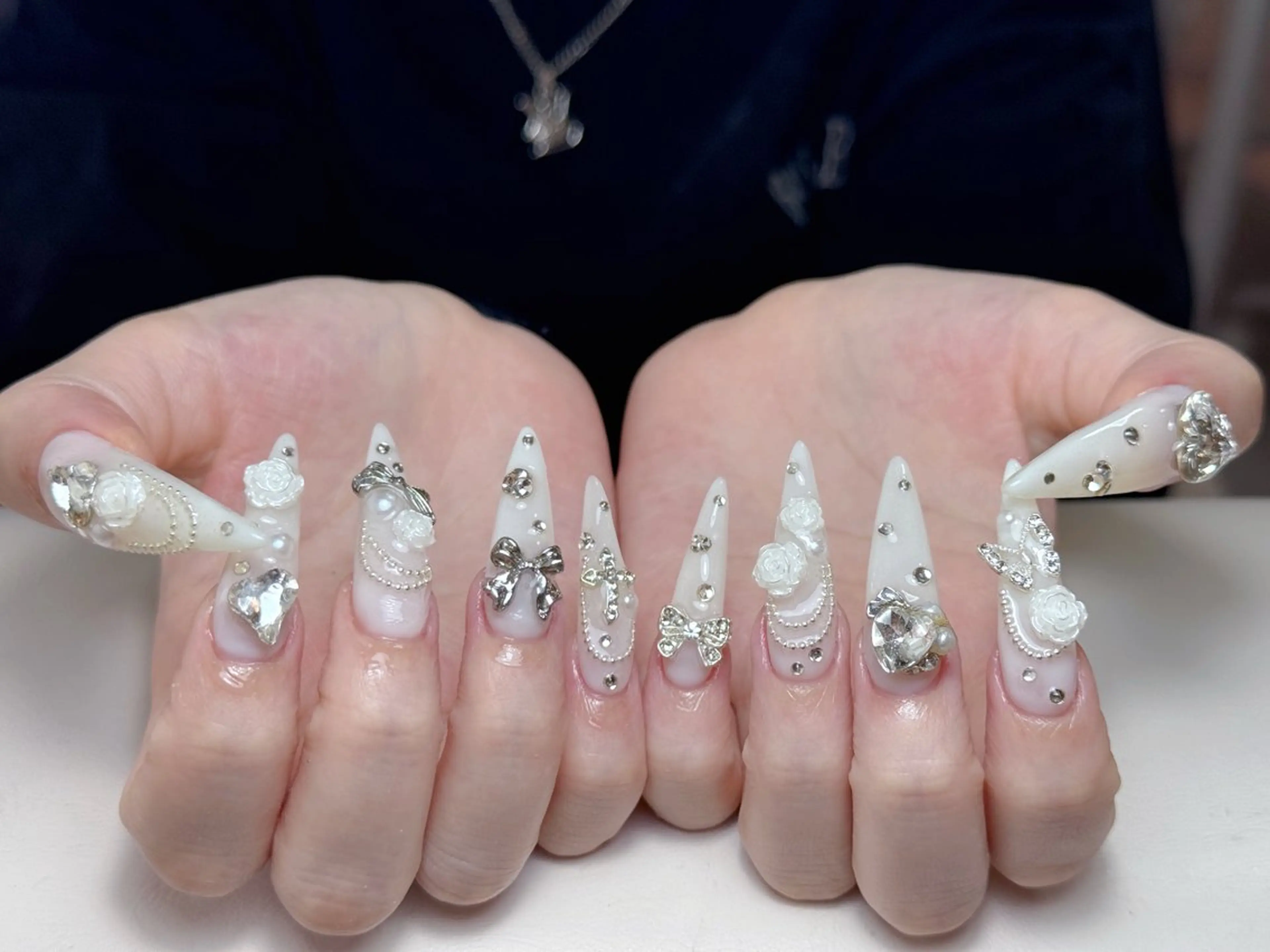 ネイル アートネイル 成人式 ジェルネイル ニュアンスネイル 夏ネイル ハンドネイル Jenn Nail_ ヘビのネイルデザイン