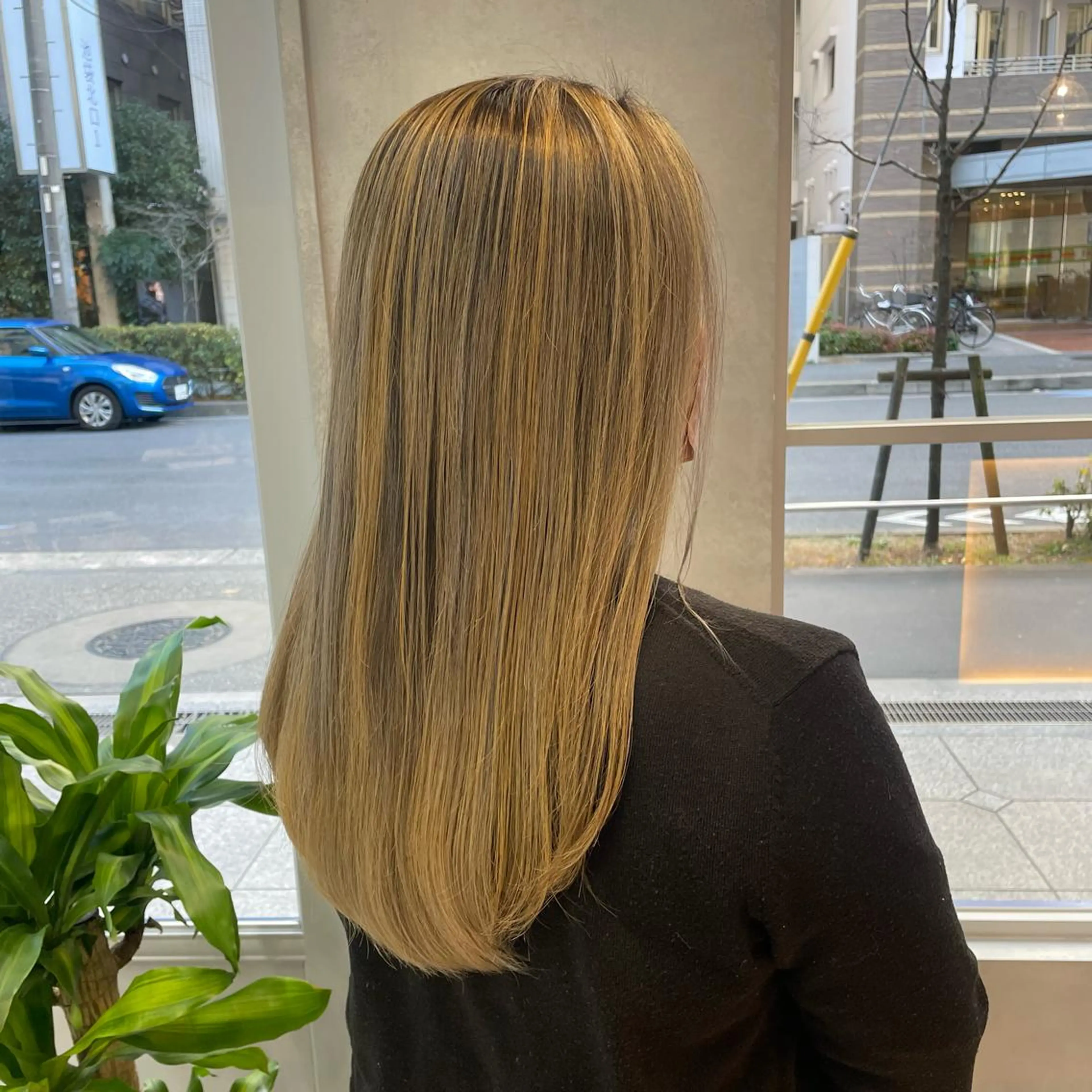 ロング カット ヘアカラー 🫧艶髪/ブリーチ 🐳honami🫧のヘアスタイル