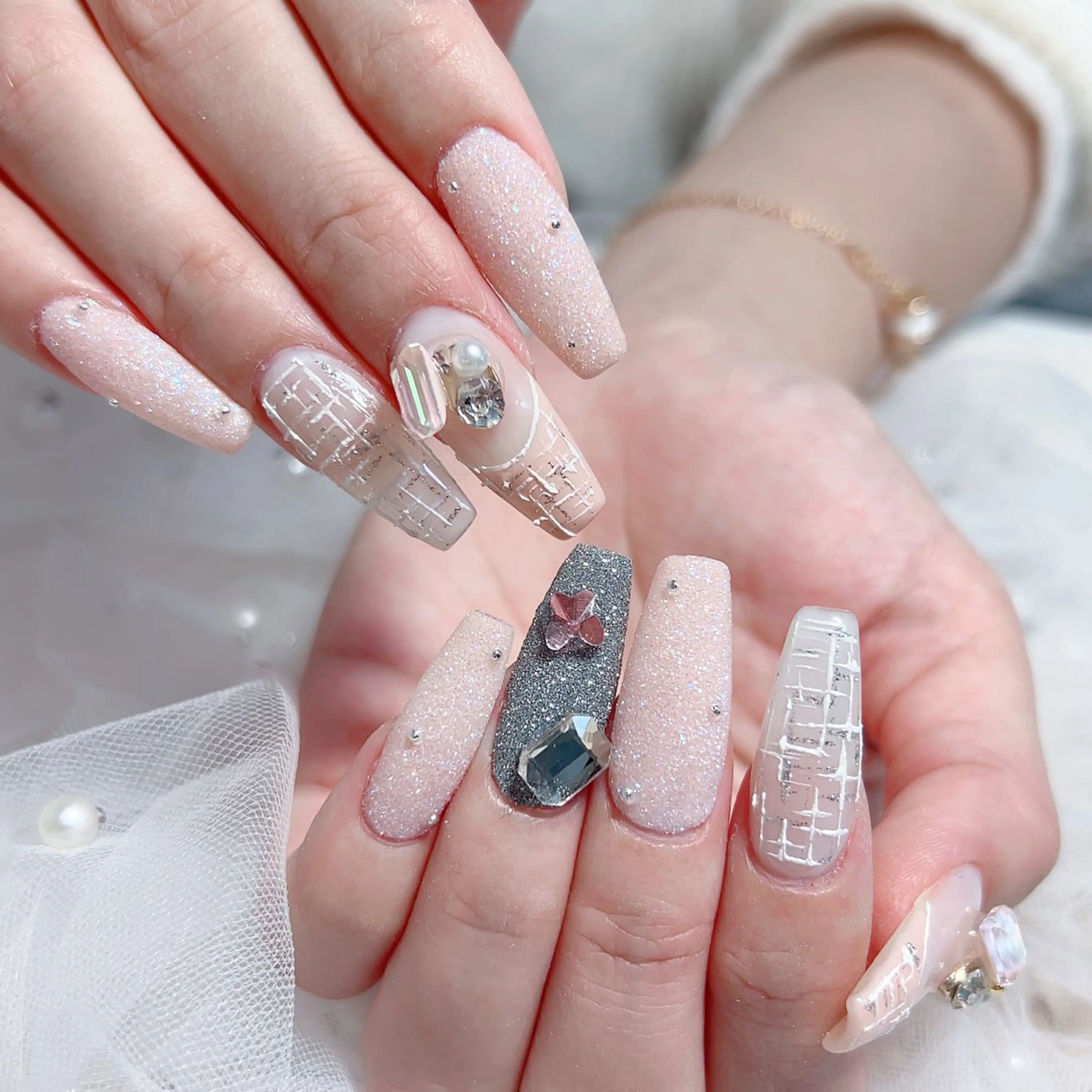 ネイル M🌷nail 長さだし専門店のネイルデザイン