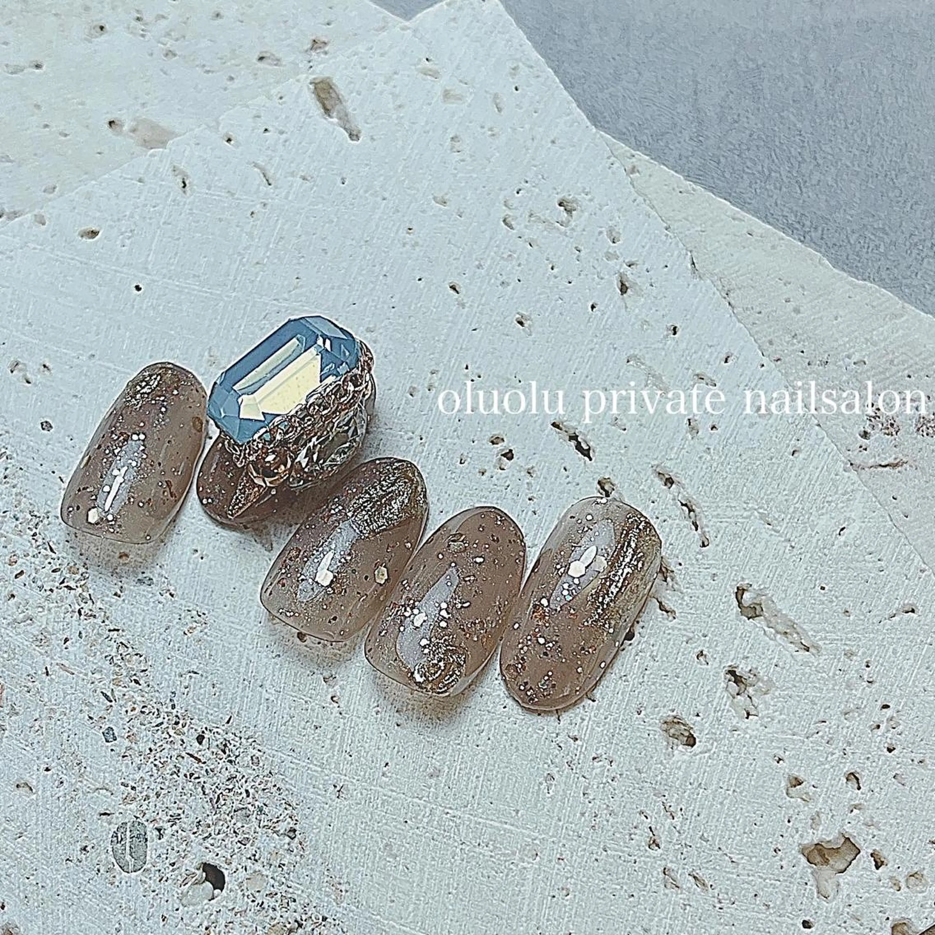 ネイル アートネイル ミラーネイル ニュアンスネイル ハンドネイル 大村 紬華のネイルデザイン