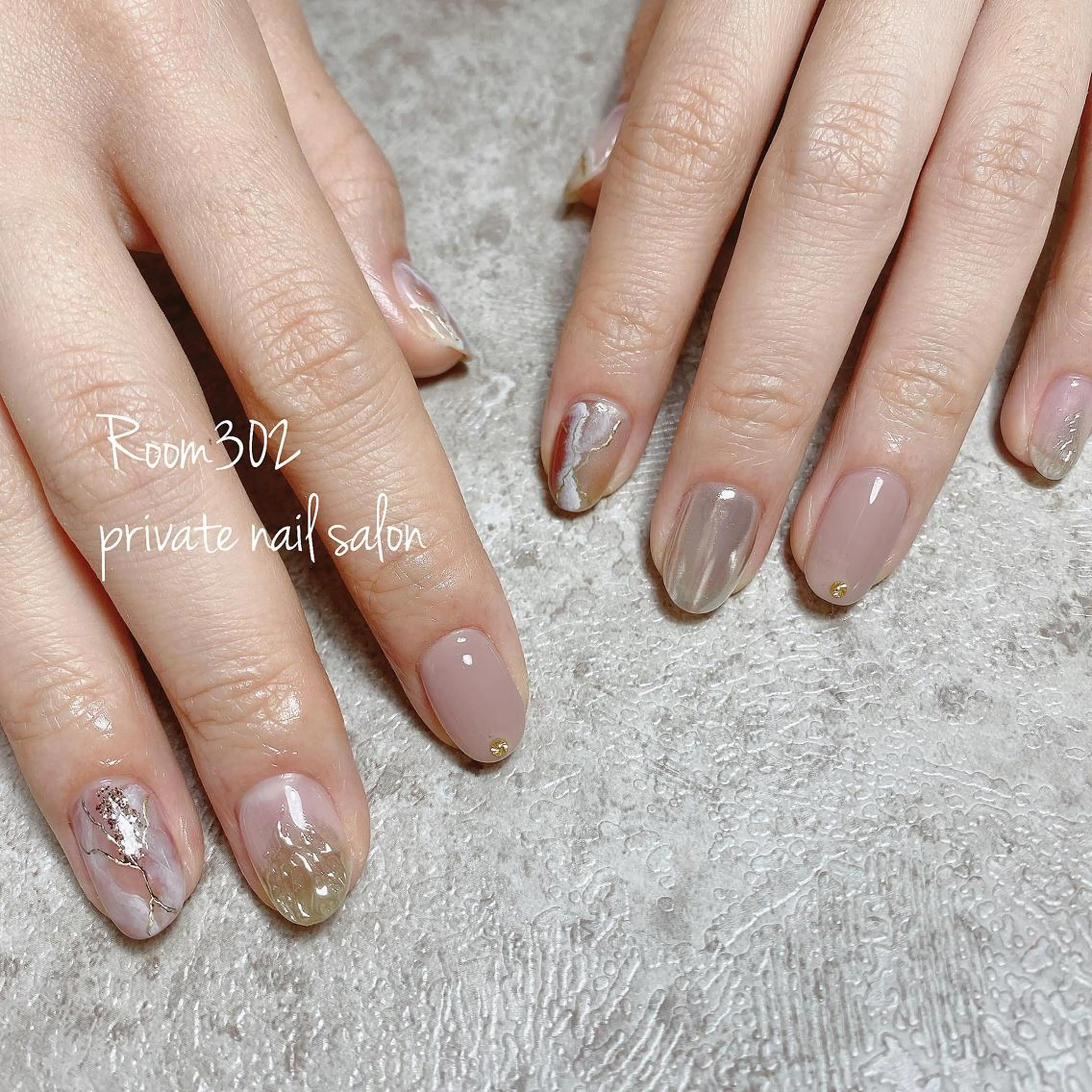 ネイル ニュアンスネイル Room 302のネイルデザイン