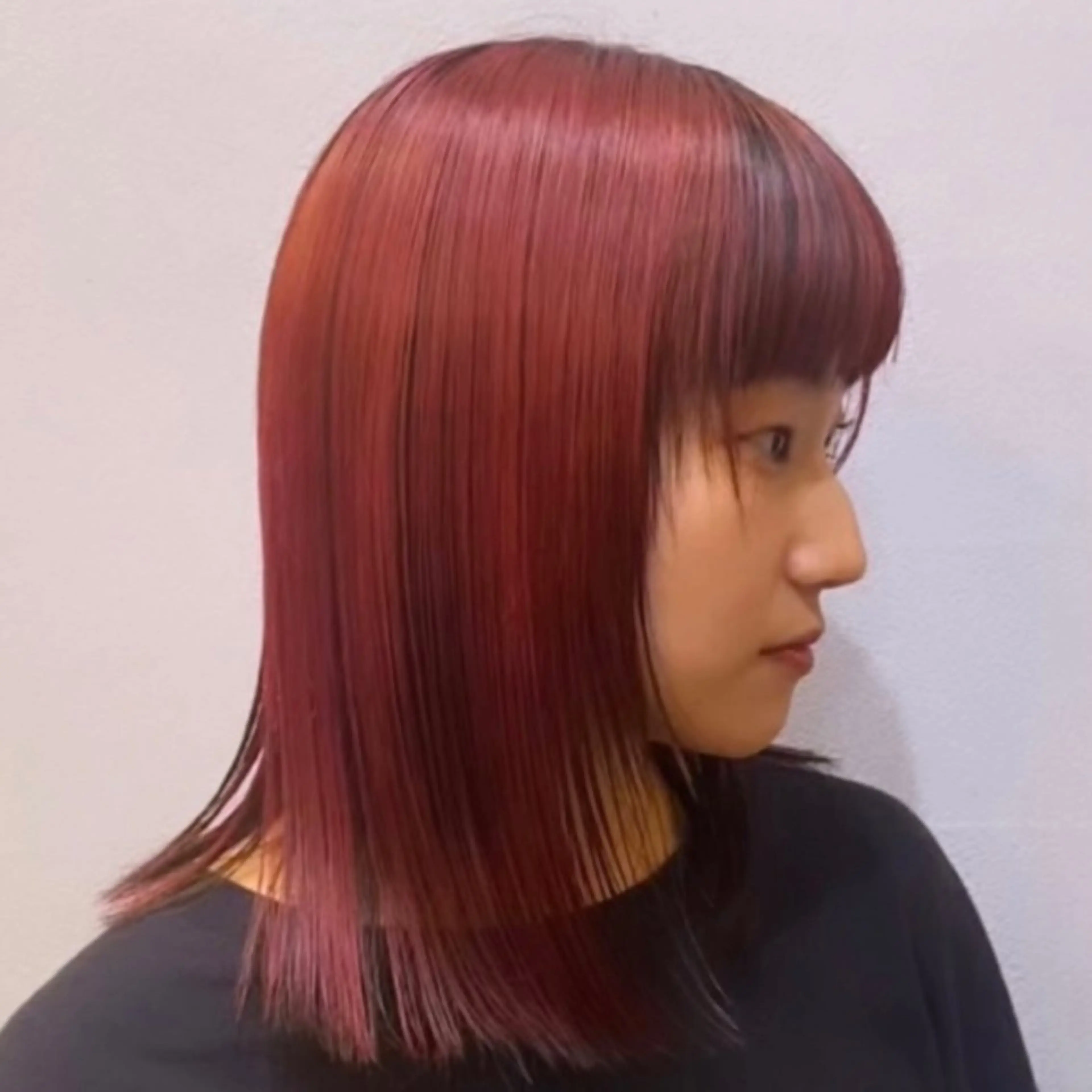 セミロング カラー ブリーチ 複雑履歴修正 TAKEのヘアスタイル