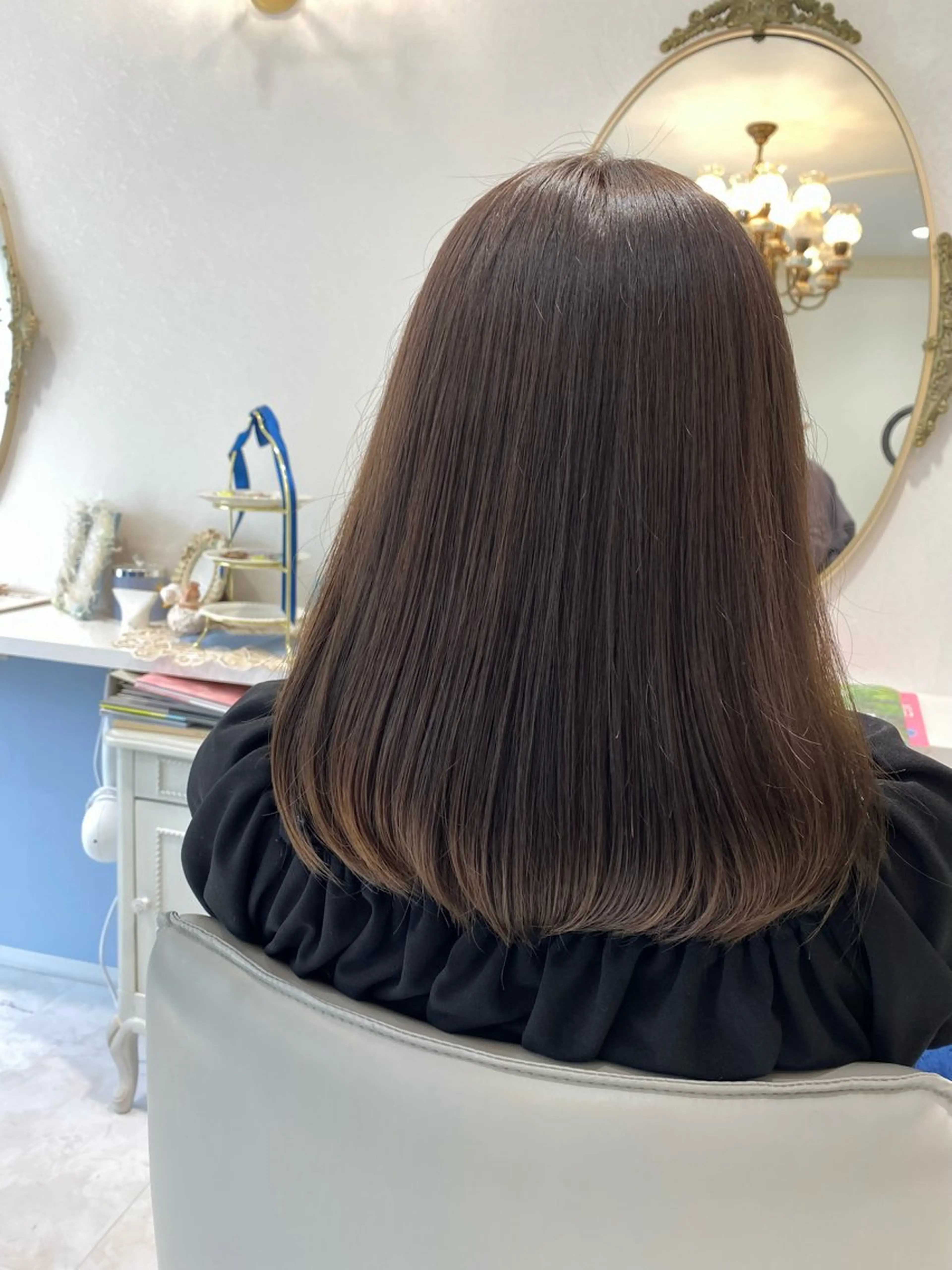 セミロング カラー グレージュ ルミア所属・MASUMI ／LUMIAのヘアスタイル