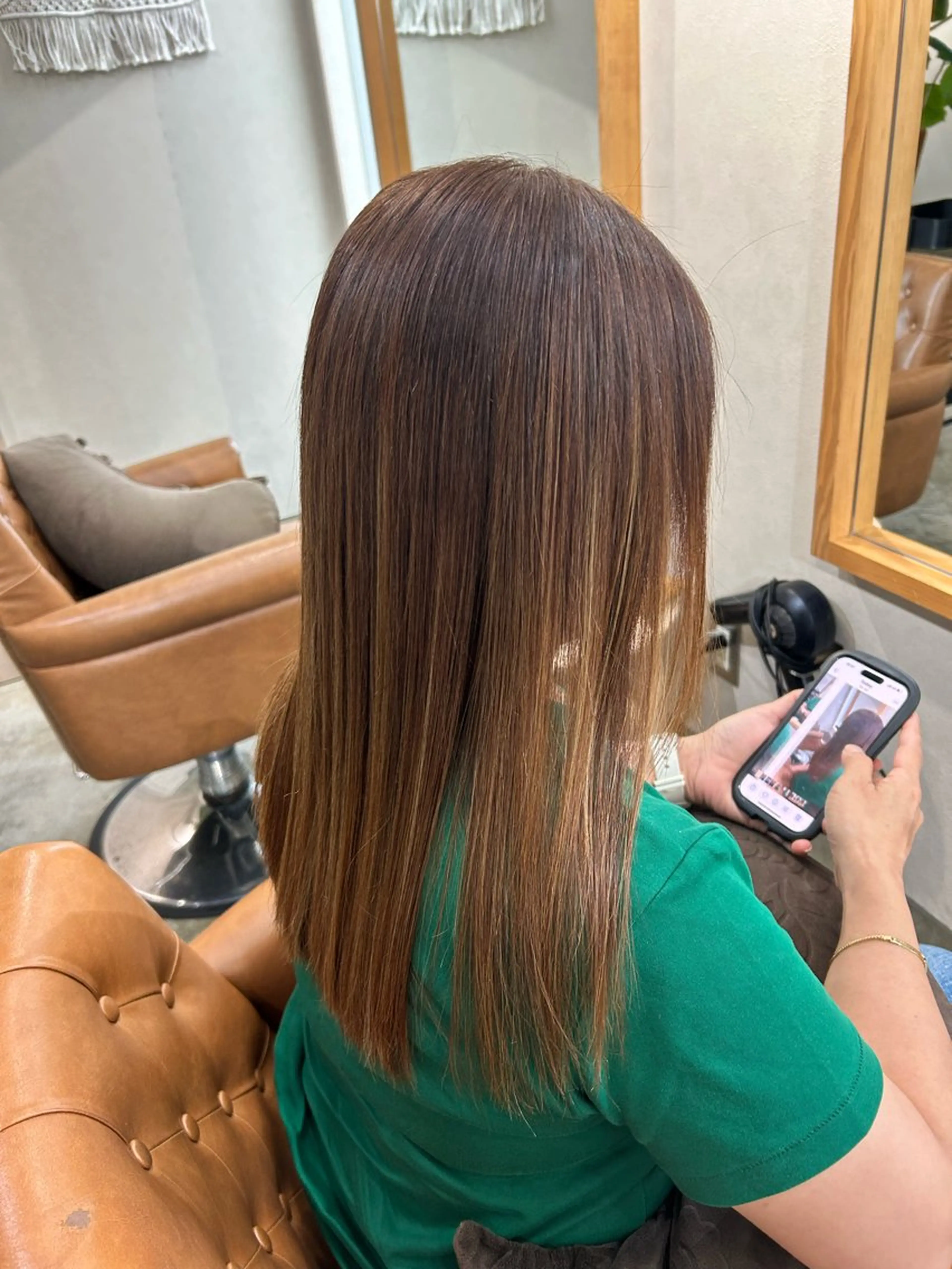 セミロング 酸性ストレート 縮毛矯正 まつやま さおりのヘアスタイル