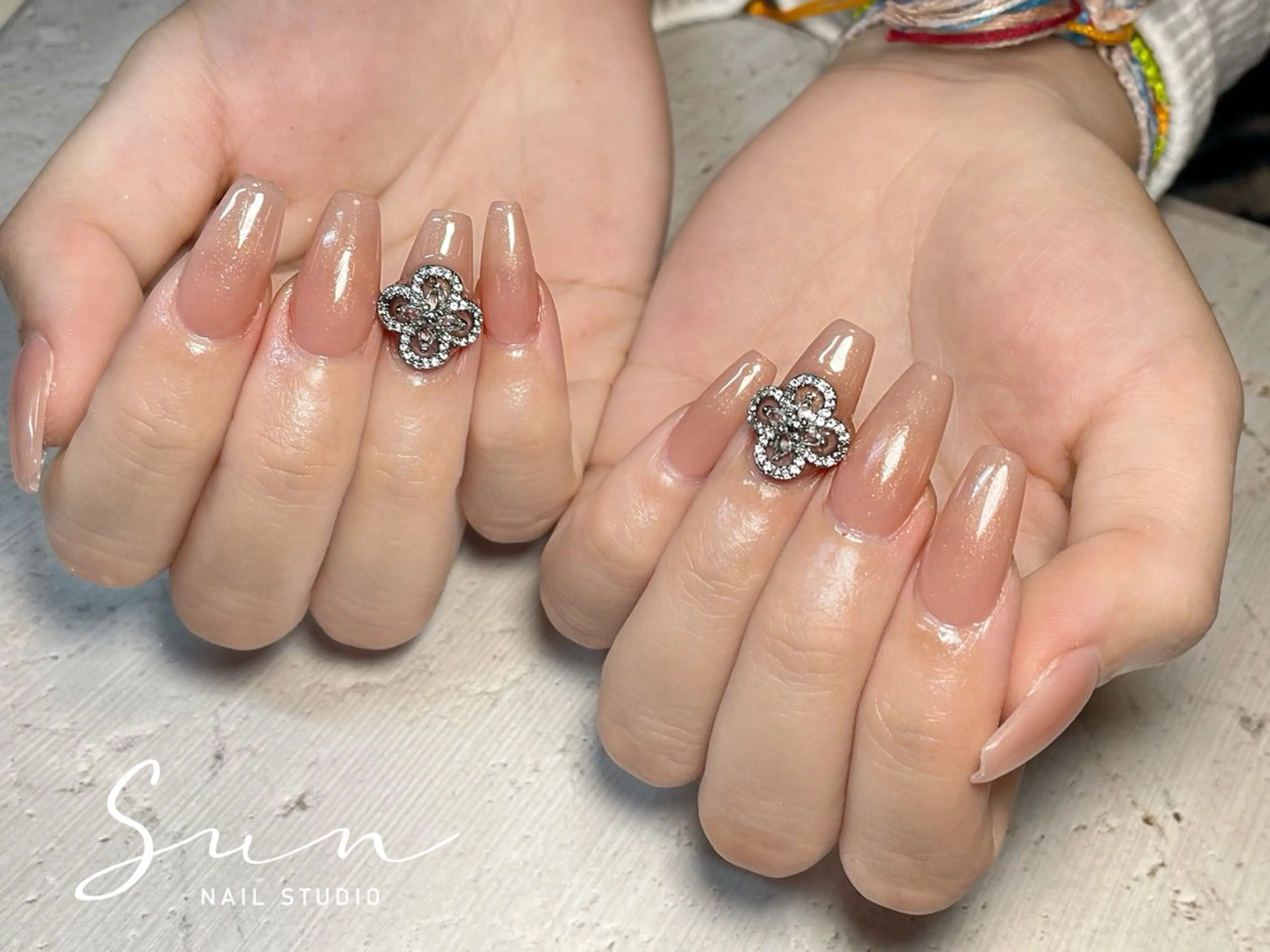 ネイル ハンドネイル ハンドケア SUN nail上本町のネイルデザイン