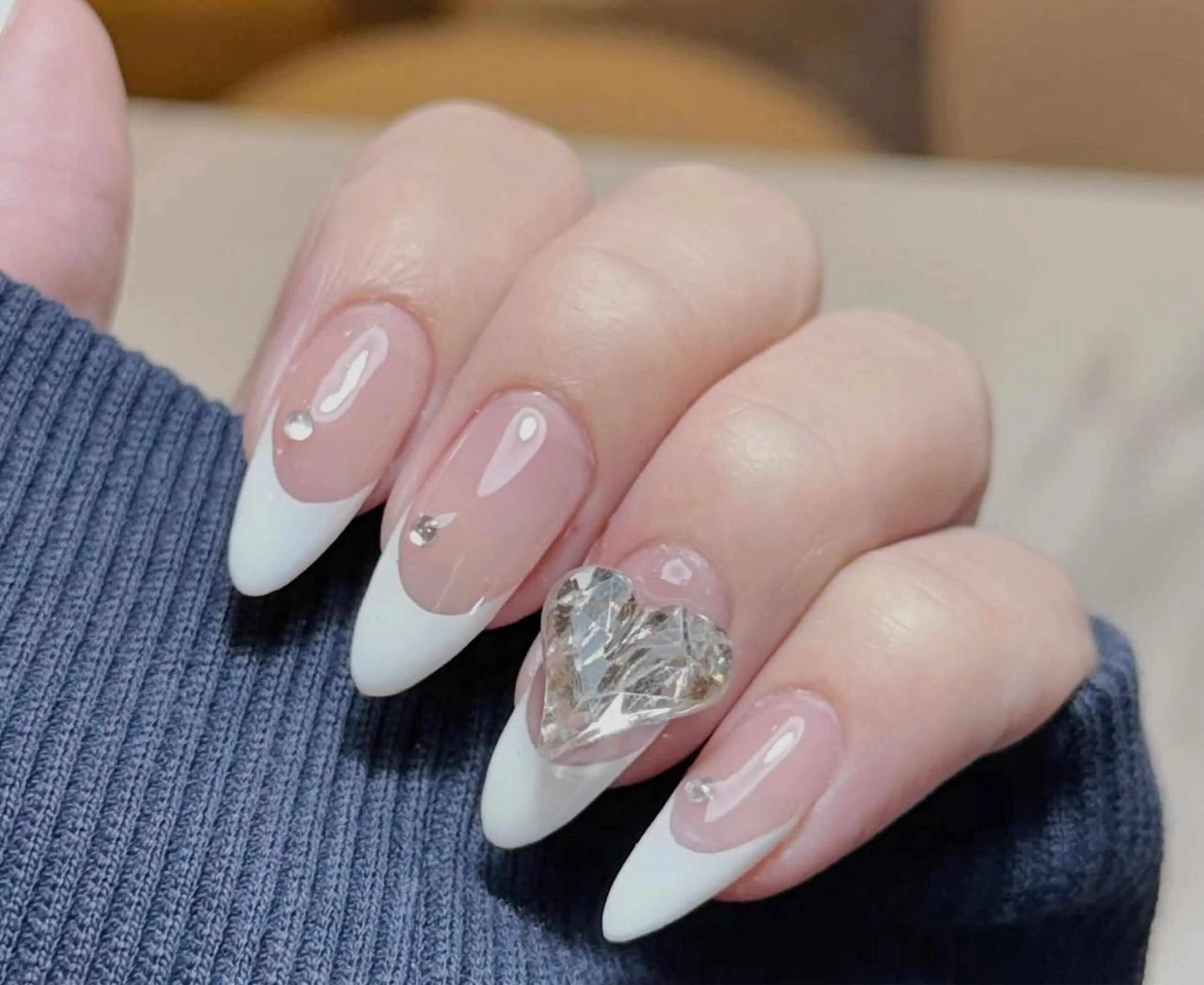 ネイル ボルドー チークネイル 成人式 フレンチネイル グラデーション ハンドネイル LynaOtsuka Nailのネイルデザイン