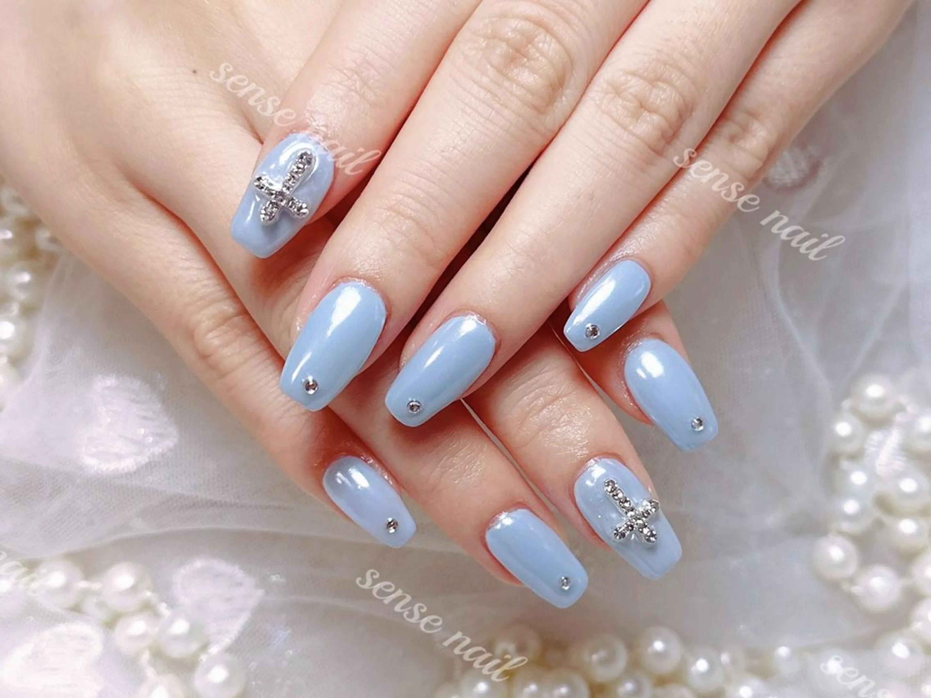 ネイル Queening 🦋のネイルデザイン